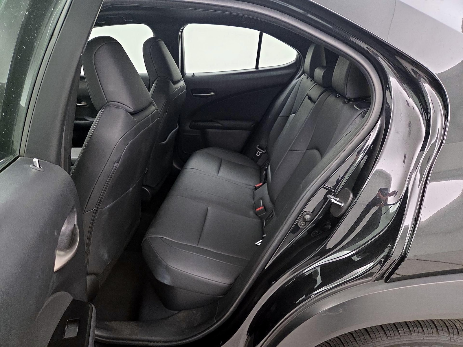 2021 Lexus UX Hybrid 250h - Photo 21