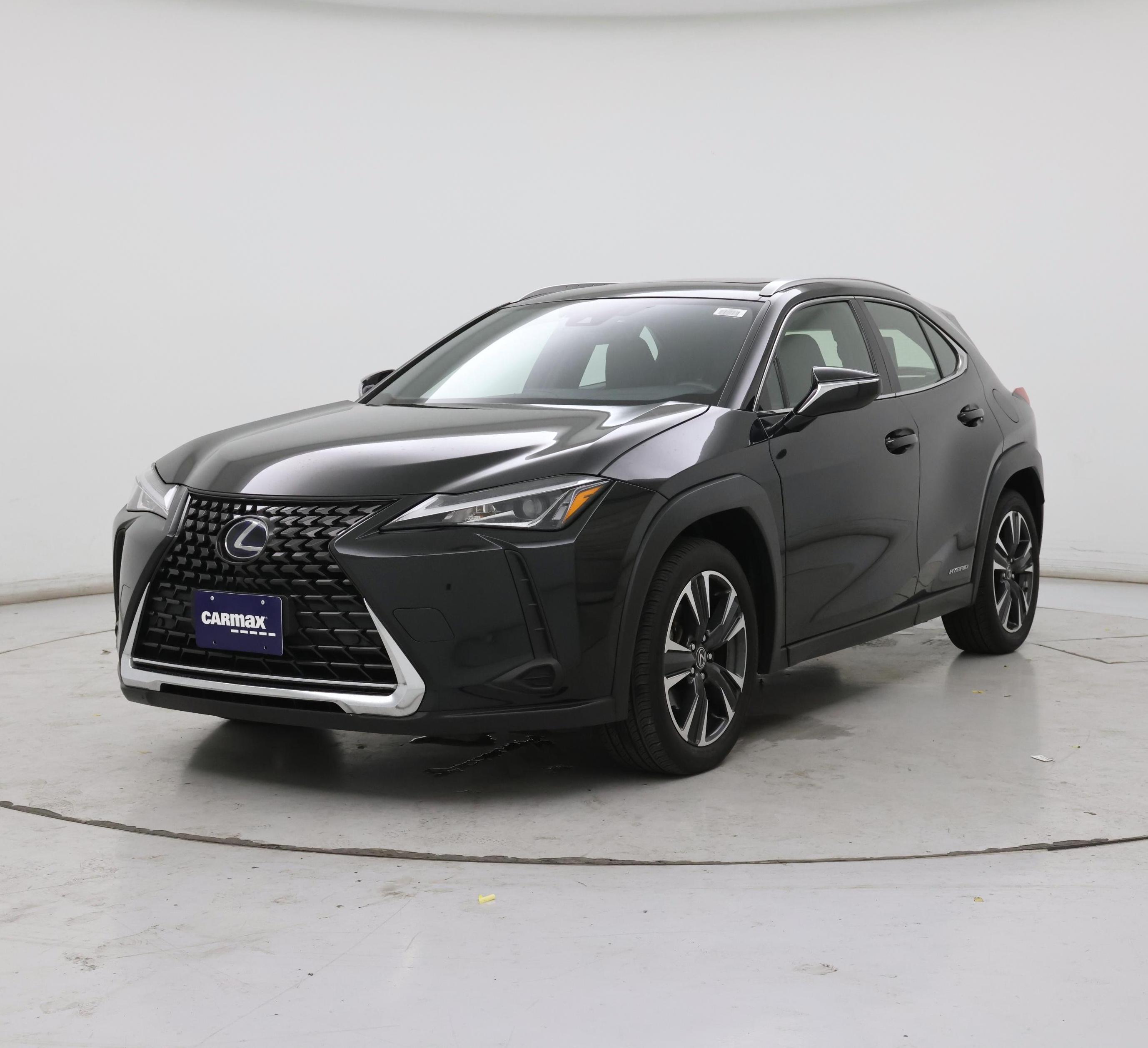 Thumbnail: 2021 Lexus UX - 4