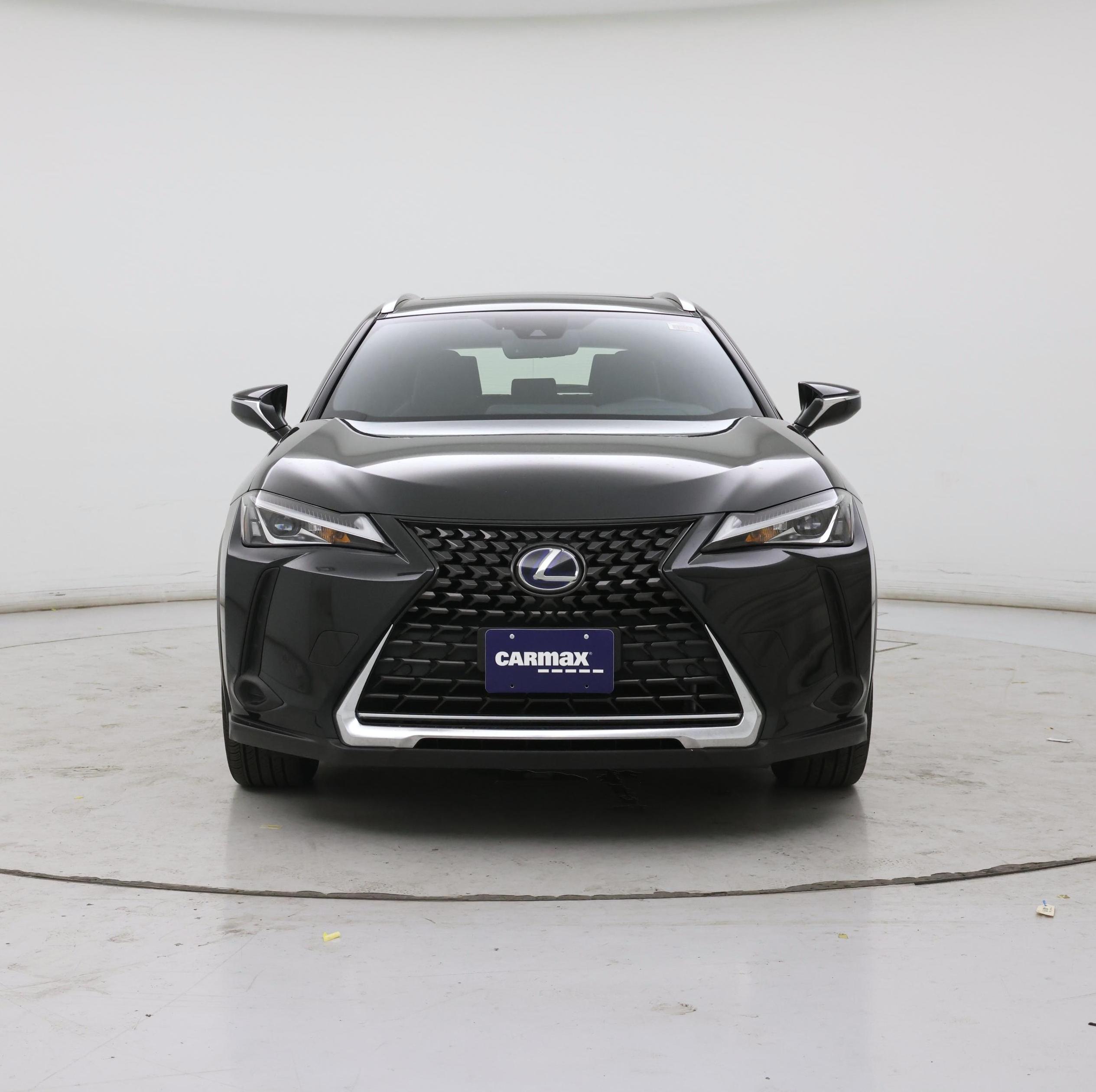 Thumbnail: 2021 Lexus UX - 5