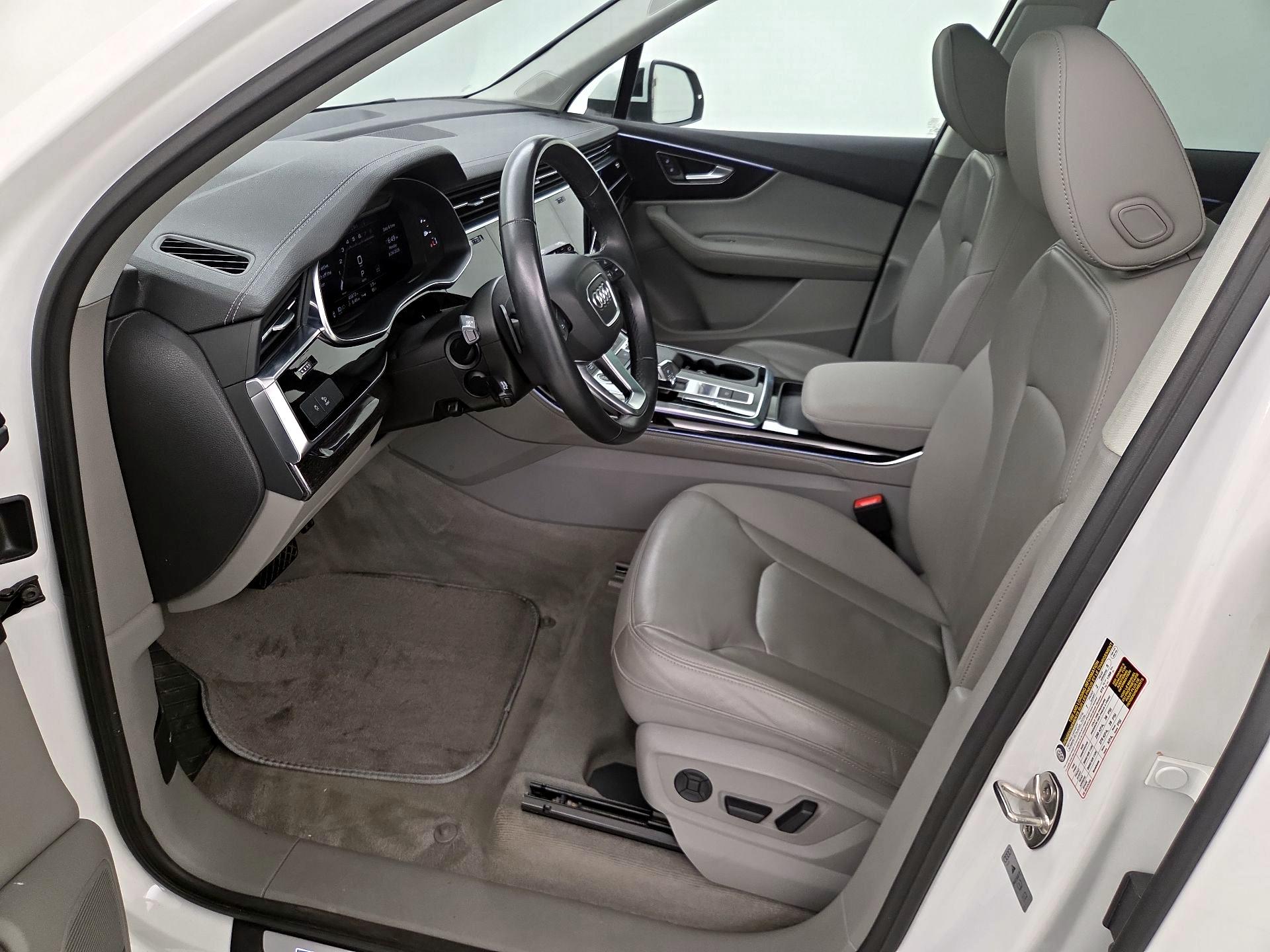 Thumbnail: 2024 Audi Q7 - 11