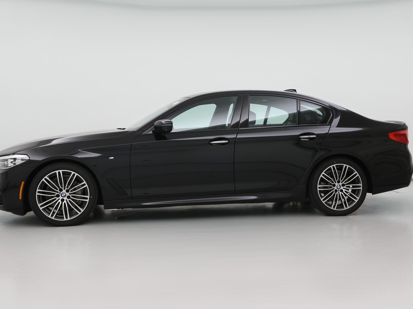 2018 BMW 5 Series 530i