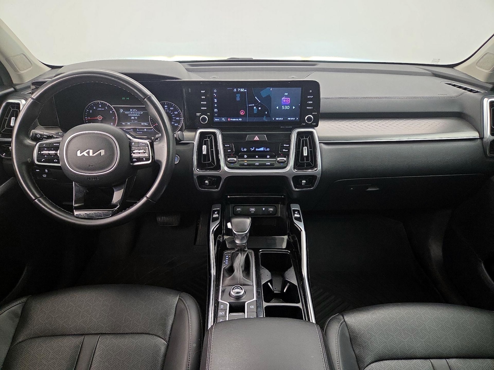 Apple CarPlay® & Android Auto™