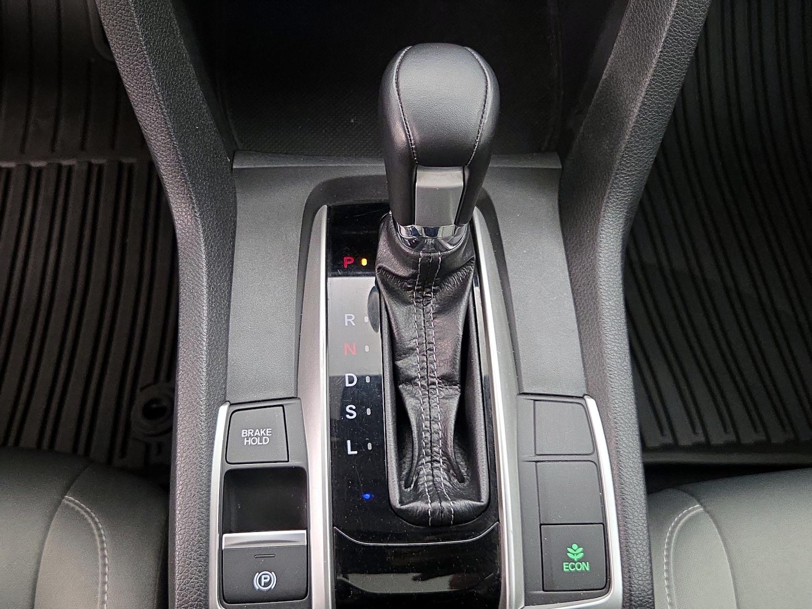 2019 Honda Civic EX - Photo 18