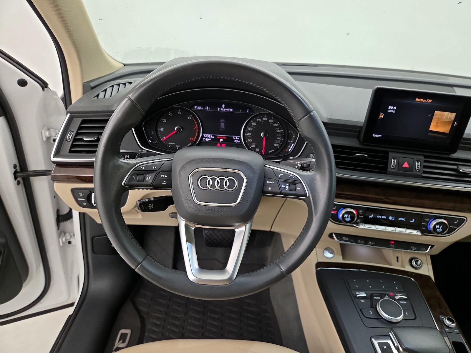 2020 Audi Q5 Premium - Photo 11