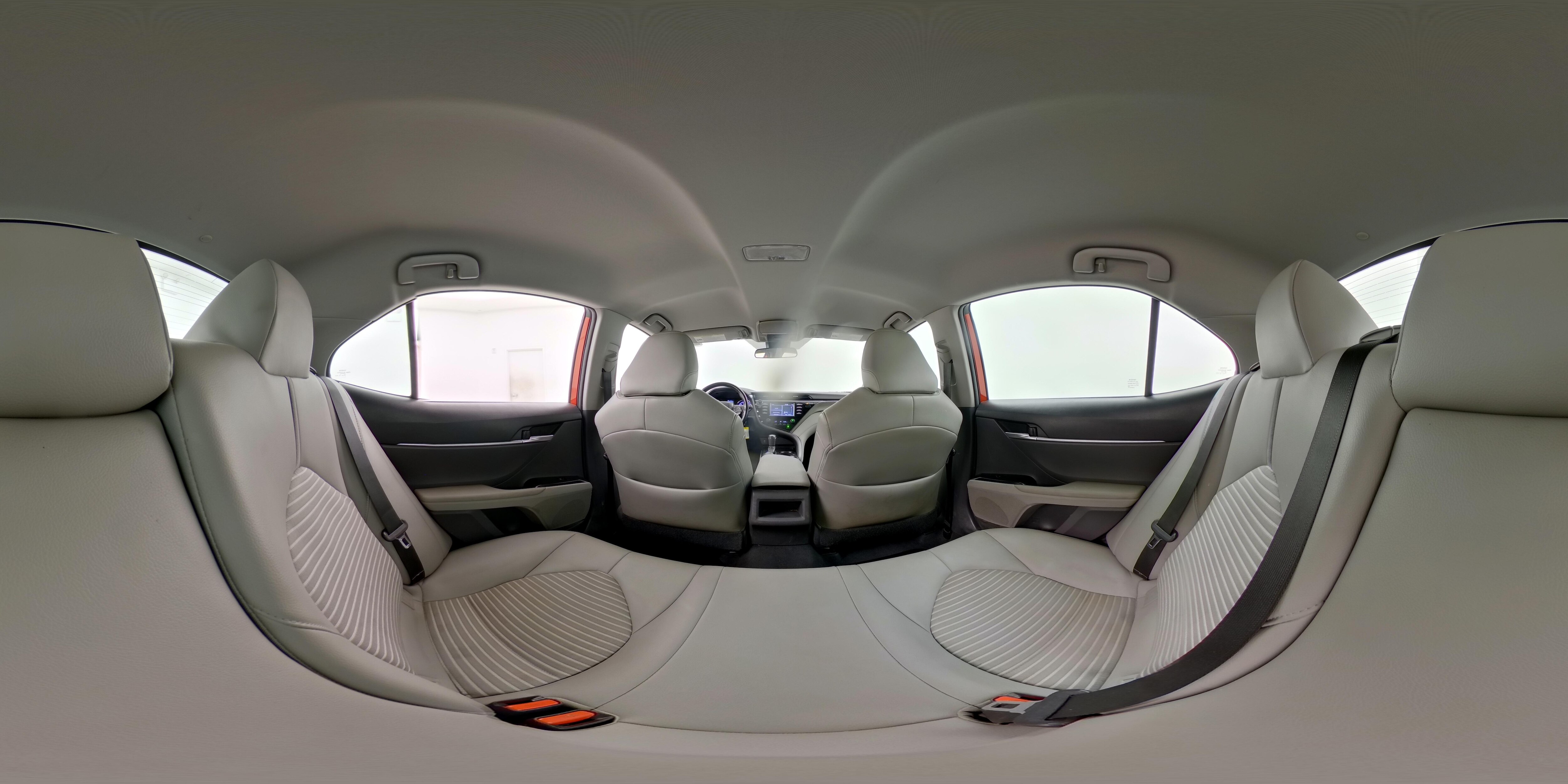 2019 Toyota Camry SE - Photo 25