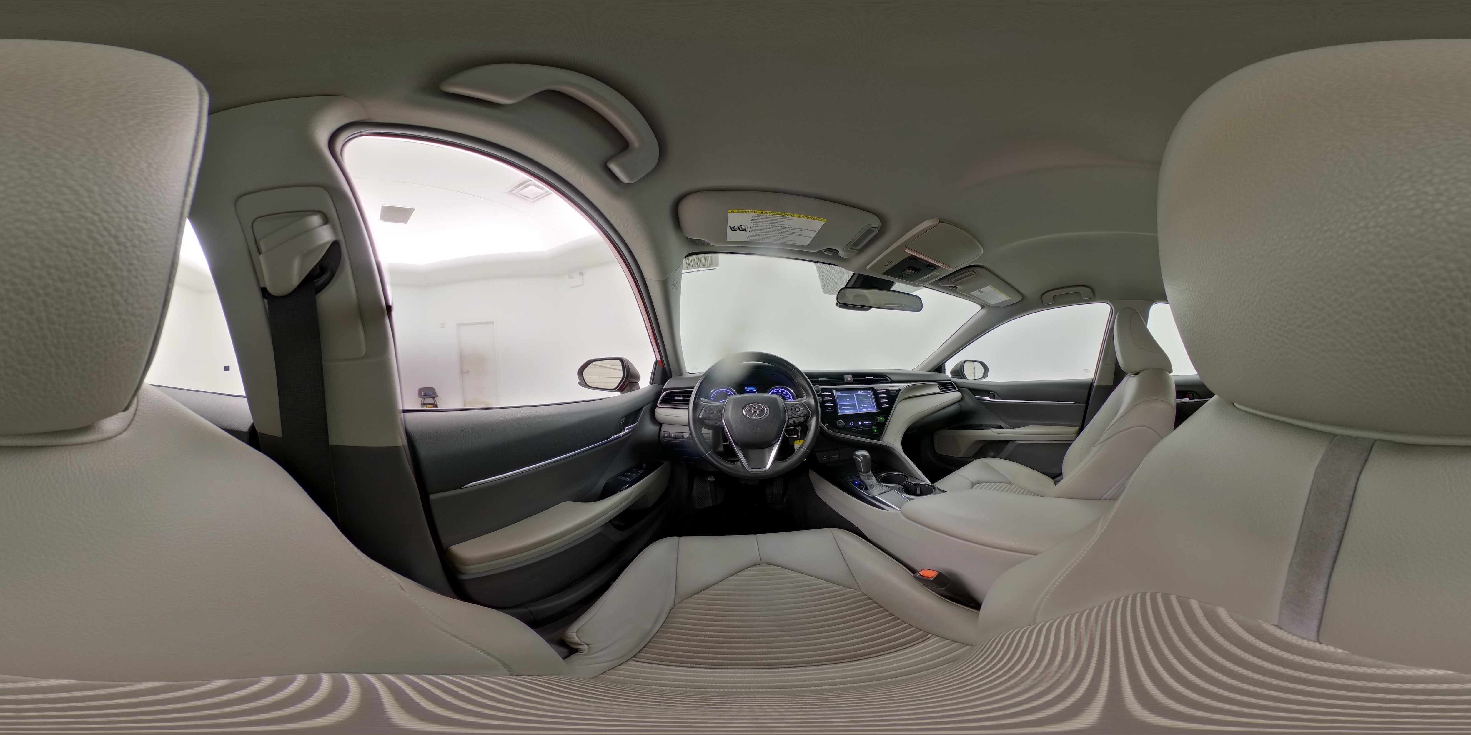 2019 Toyota Camry SE - Photo 26
