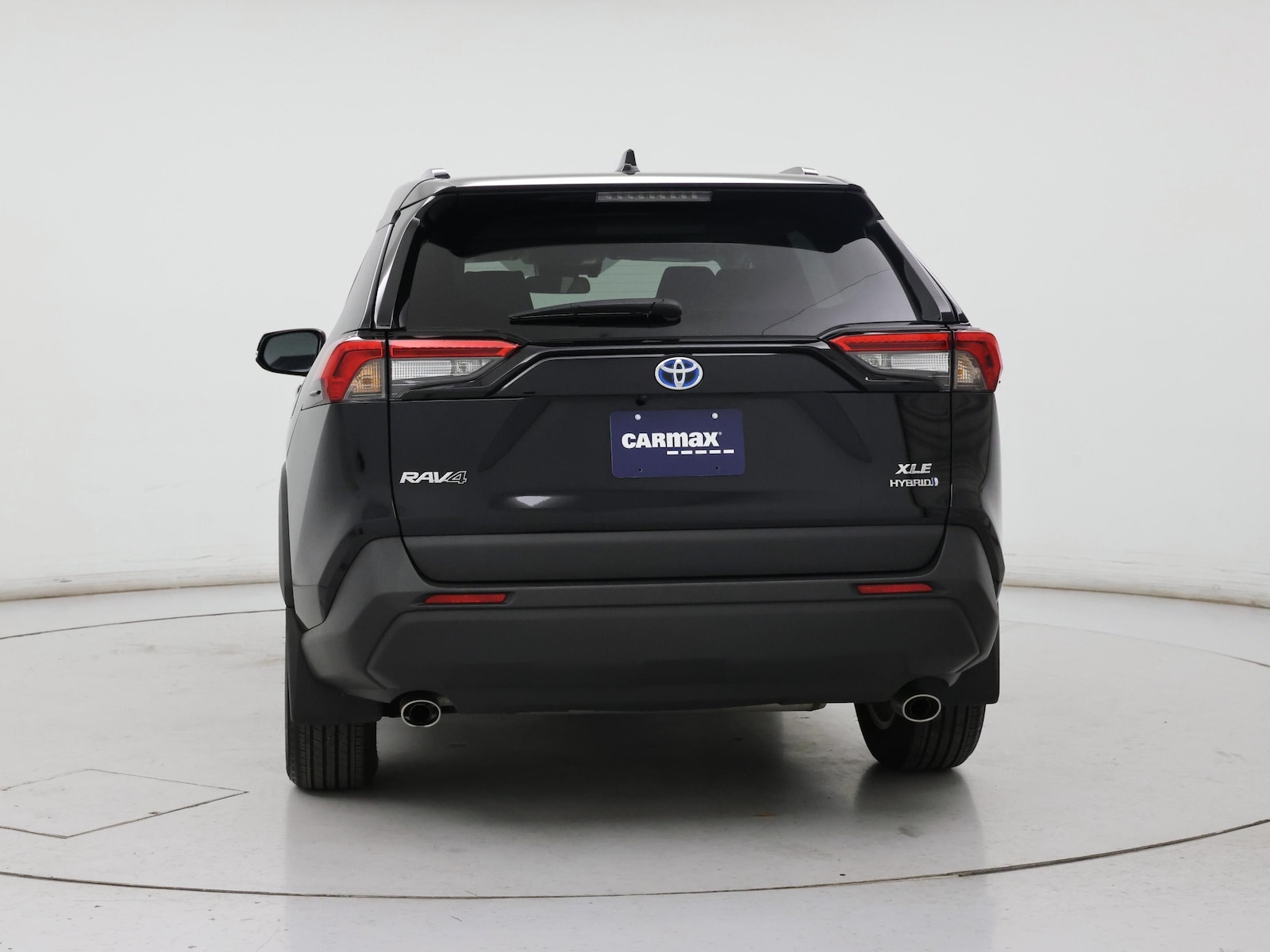 2024 Toyota RAV4 XLE - Photo 7