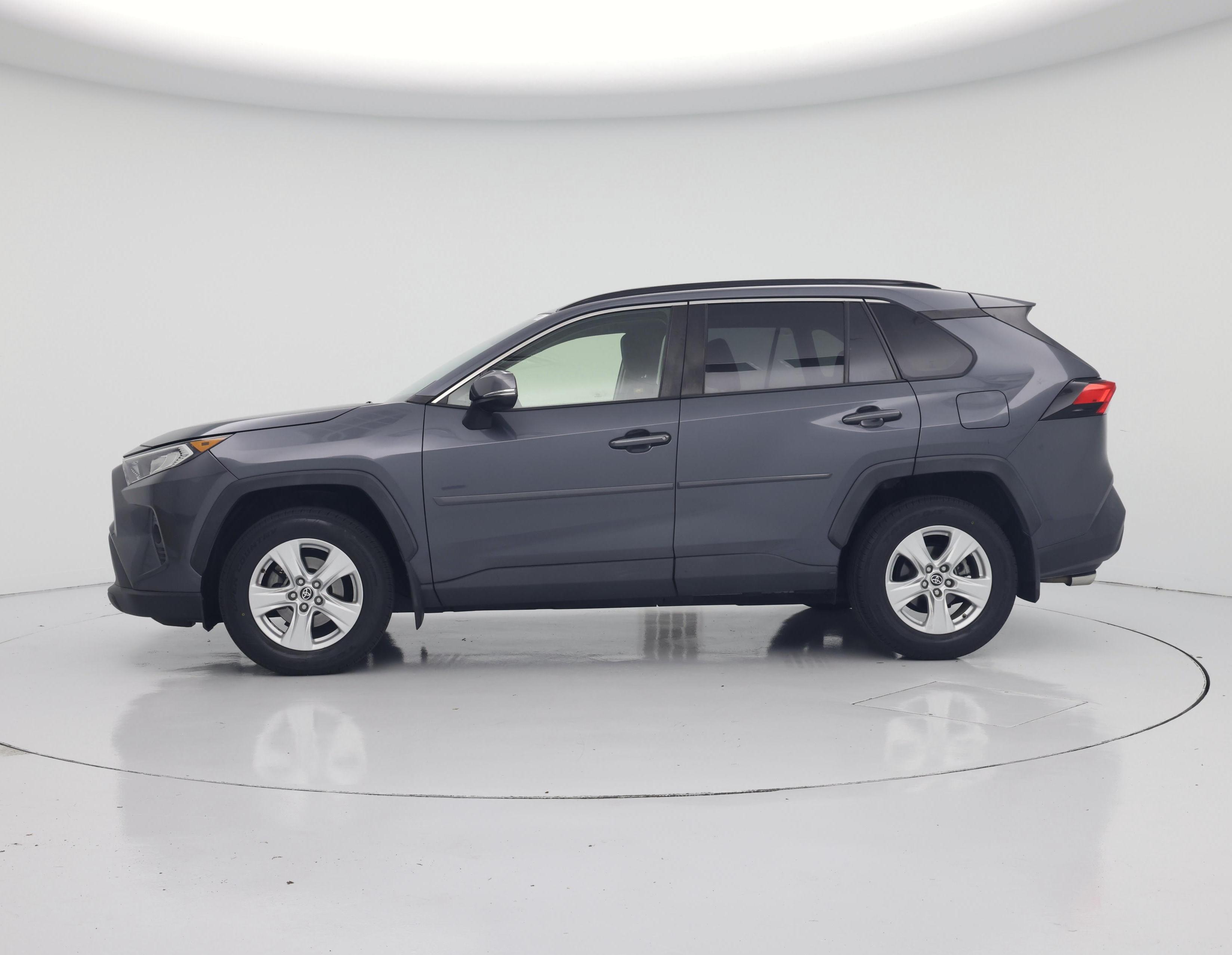 Thumbnail: 2020 Toyota RAV4 - 3