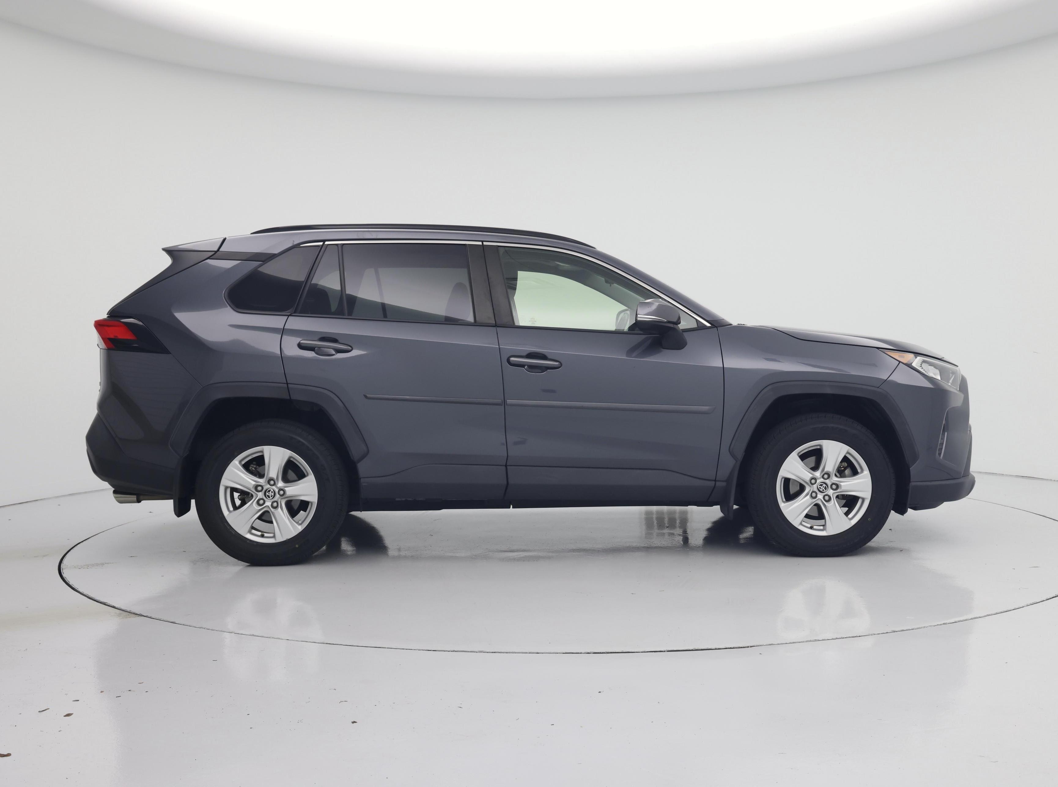 Thumbnail: 2020 Toyota RAV4 - 7
