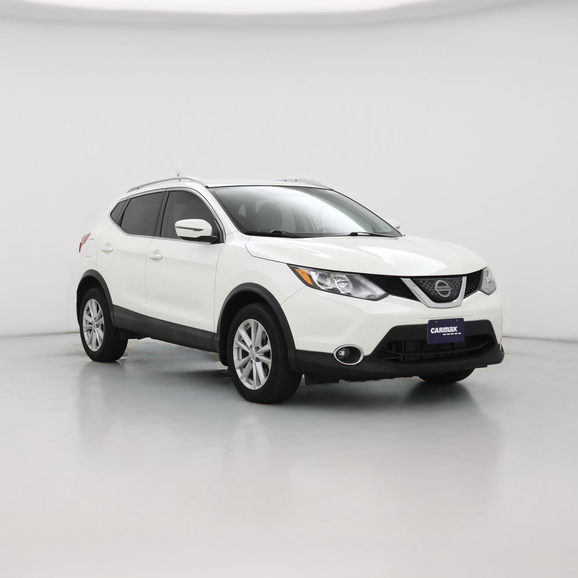 Thumbnail: 2018 Nissan Rogue Sport - 1