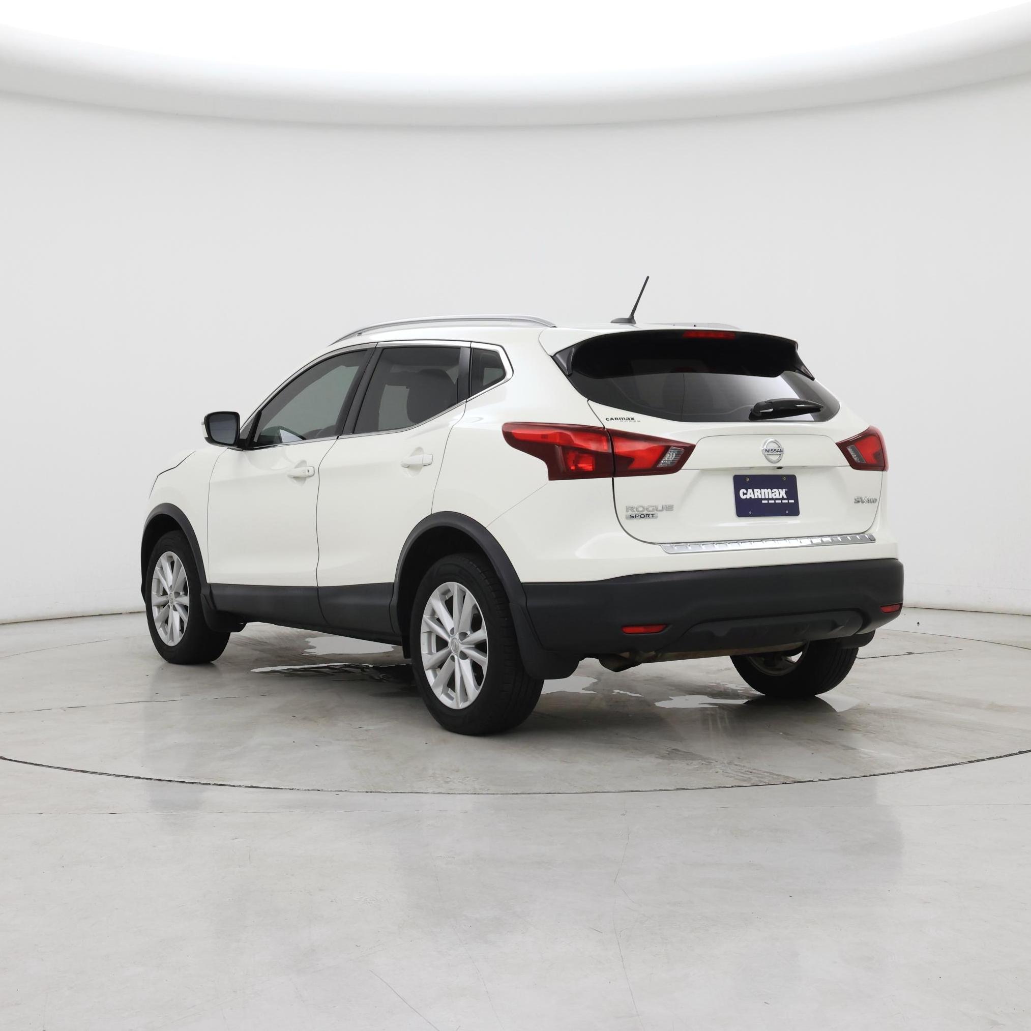 Thumbnail: 2018 Nissan Rogue Sport - 2