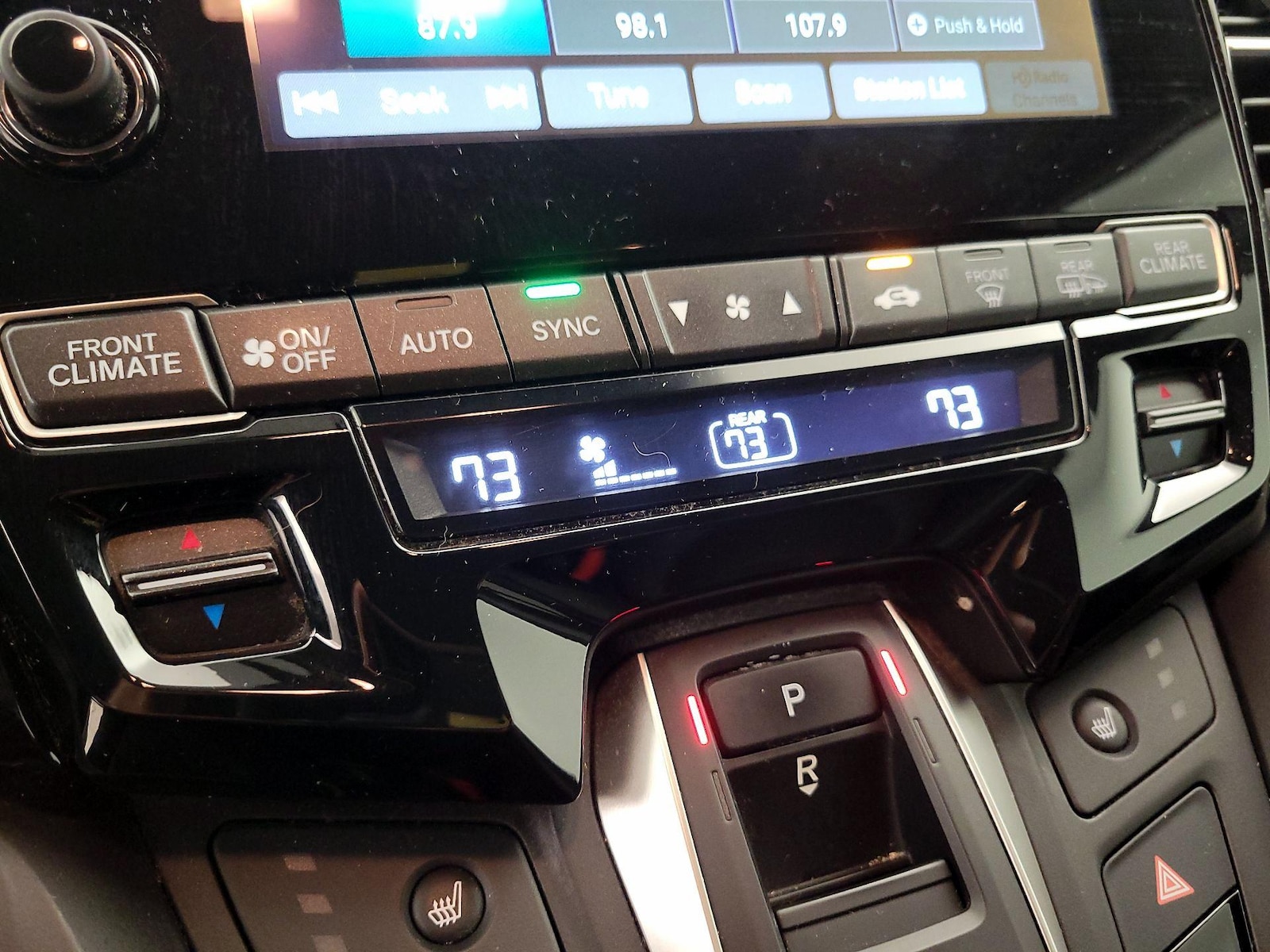 2018 Honda Odyssey EX-L - Photo 17