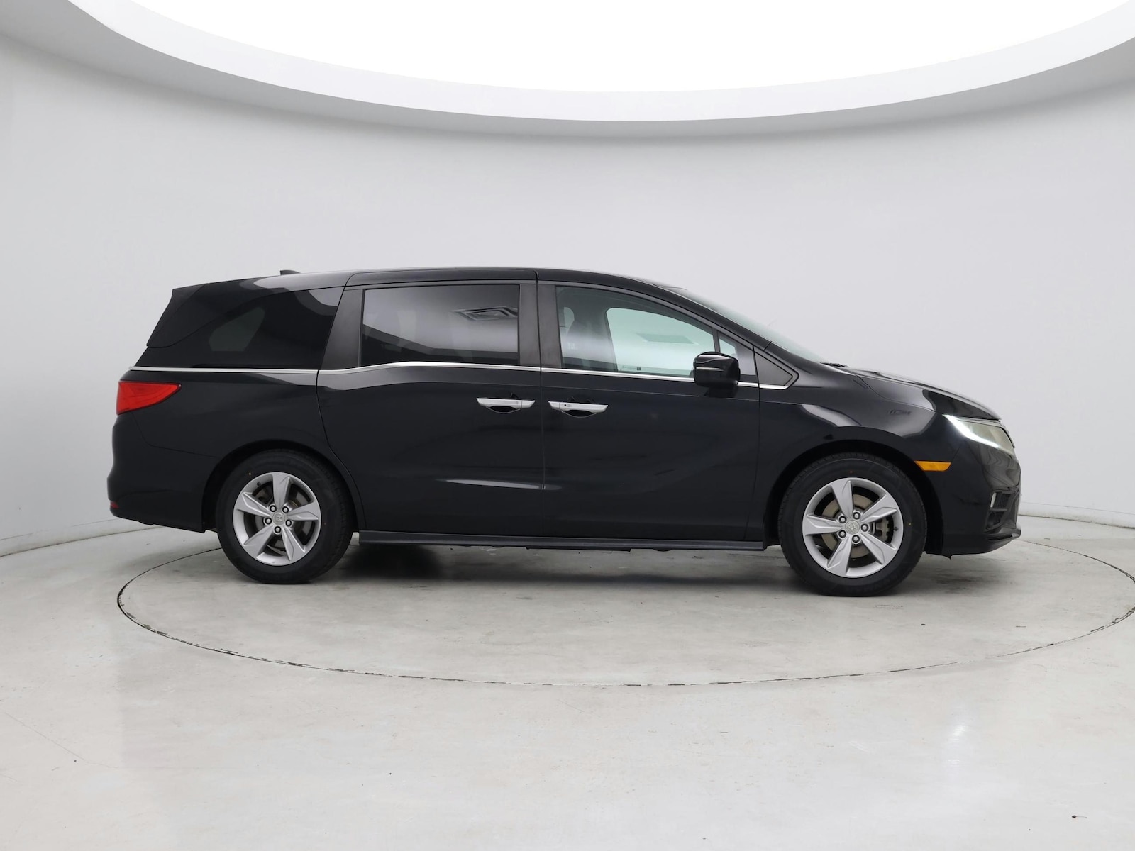 2018 Honda Odyssey EX-L - Photo 8