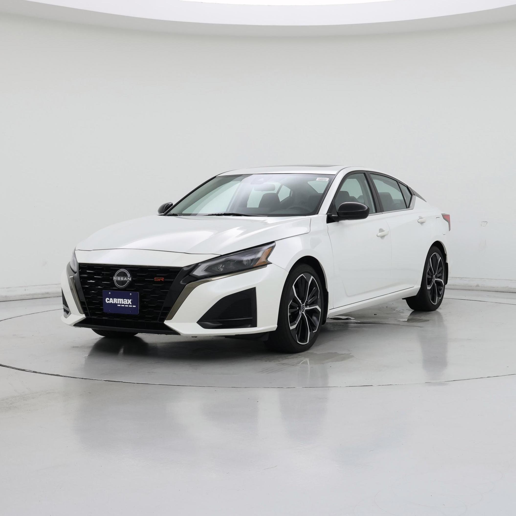Thumbnail: 2023 Nissan Altima - 4