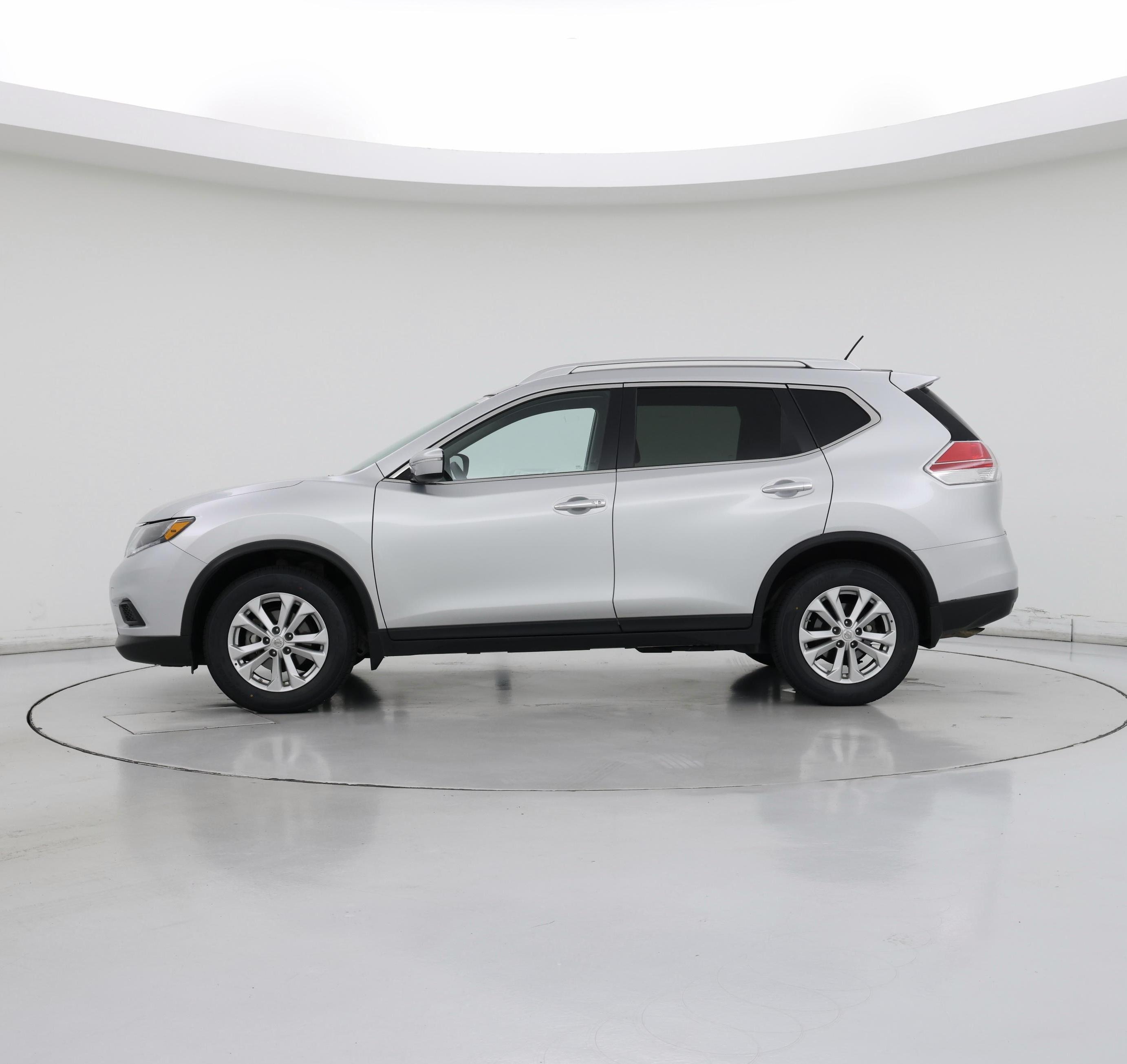 Thumbnail: 2015 Nissan Rogue - 3