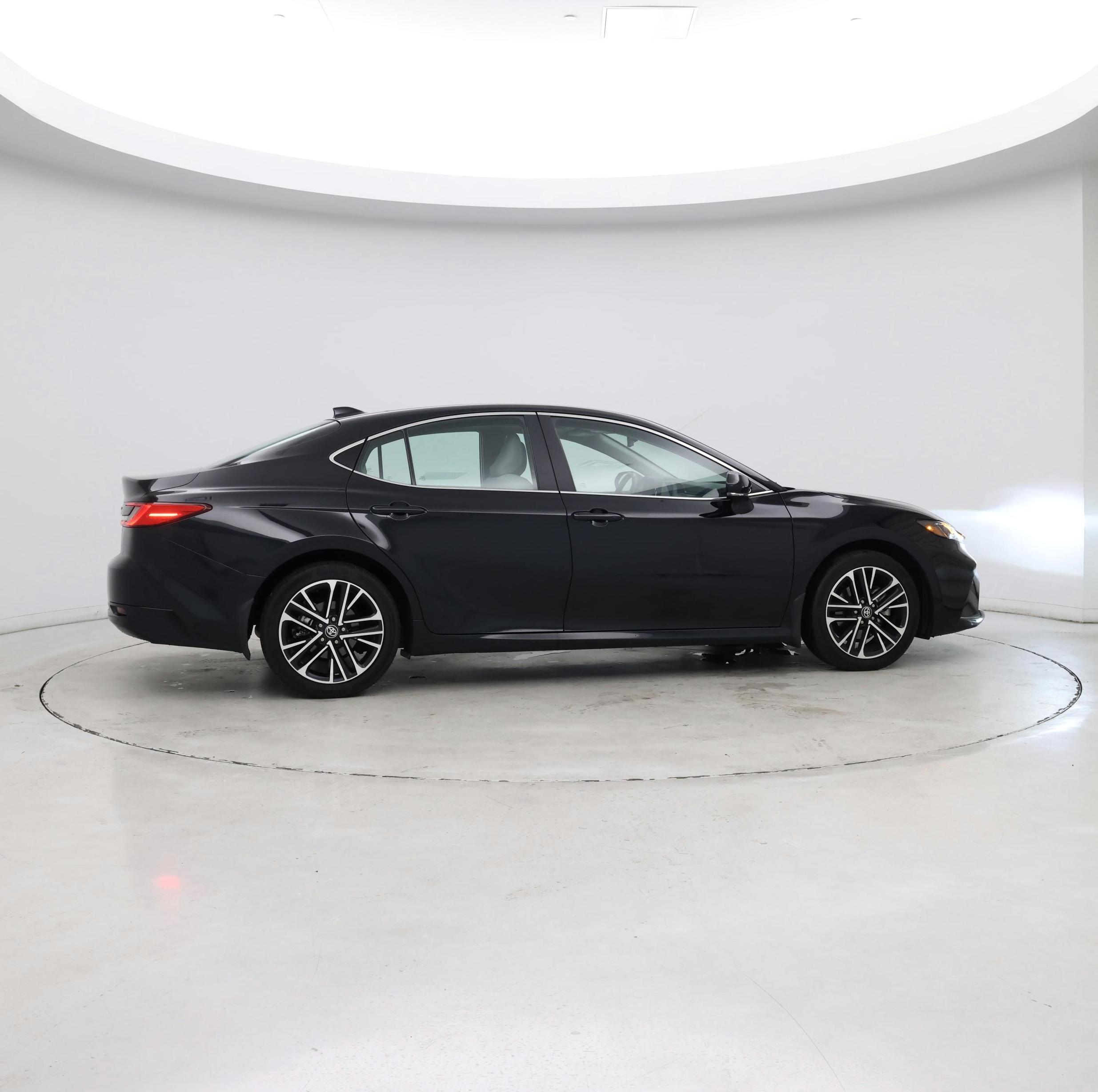 Thumbnail: 2025 Toyota Camry - 8