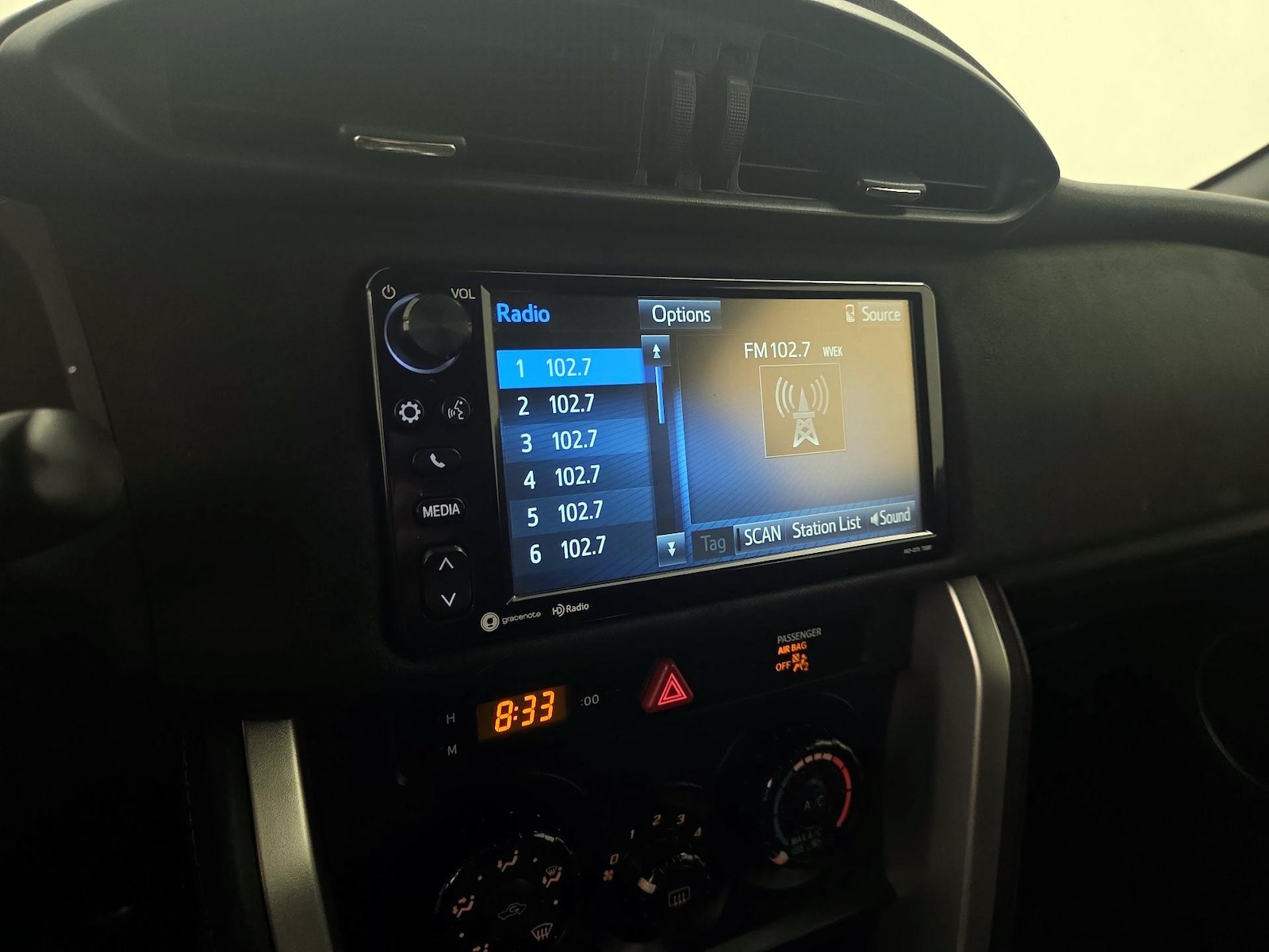 2019 Toyota 86 Base - Photo 16