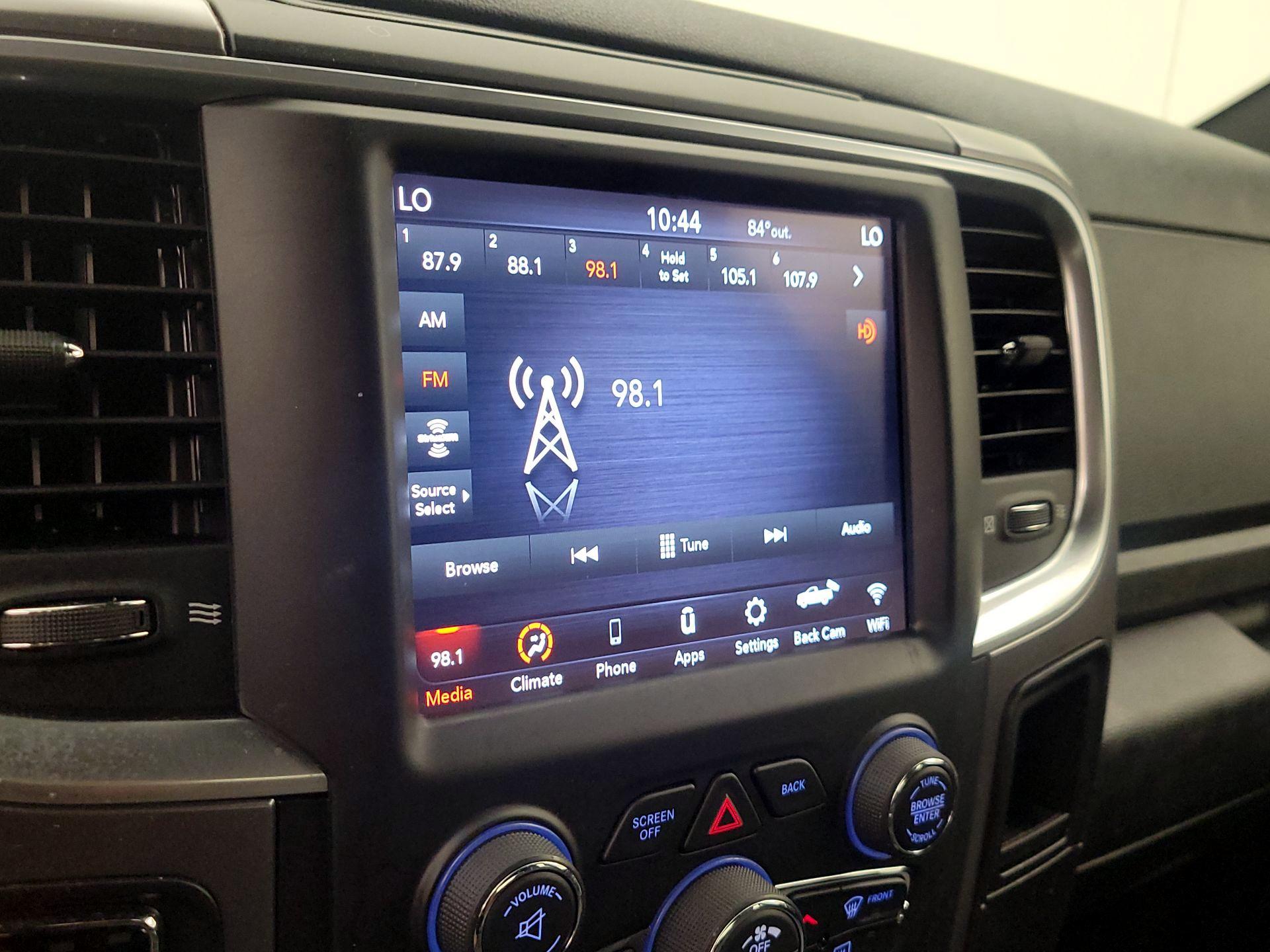 Thumbnail: 2021 RAM 1500 Classic - 15