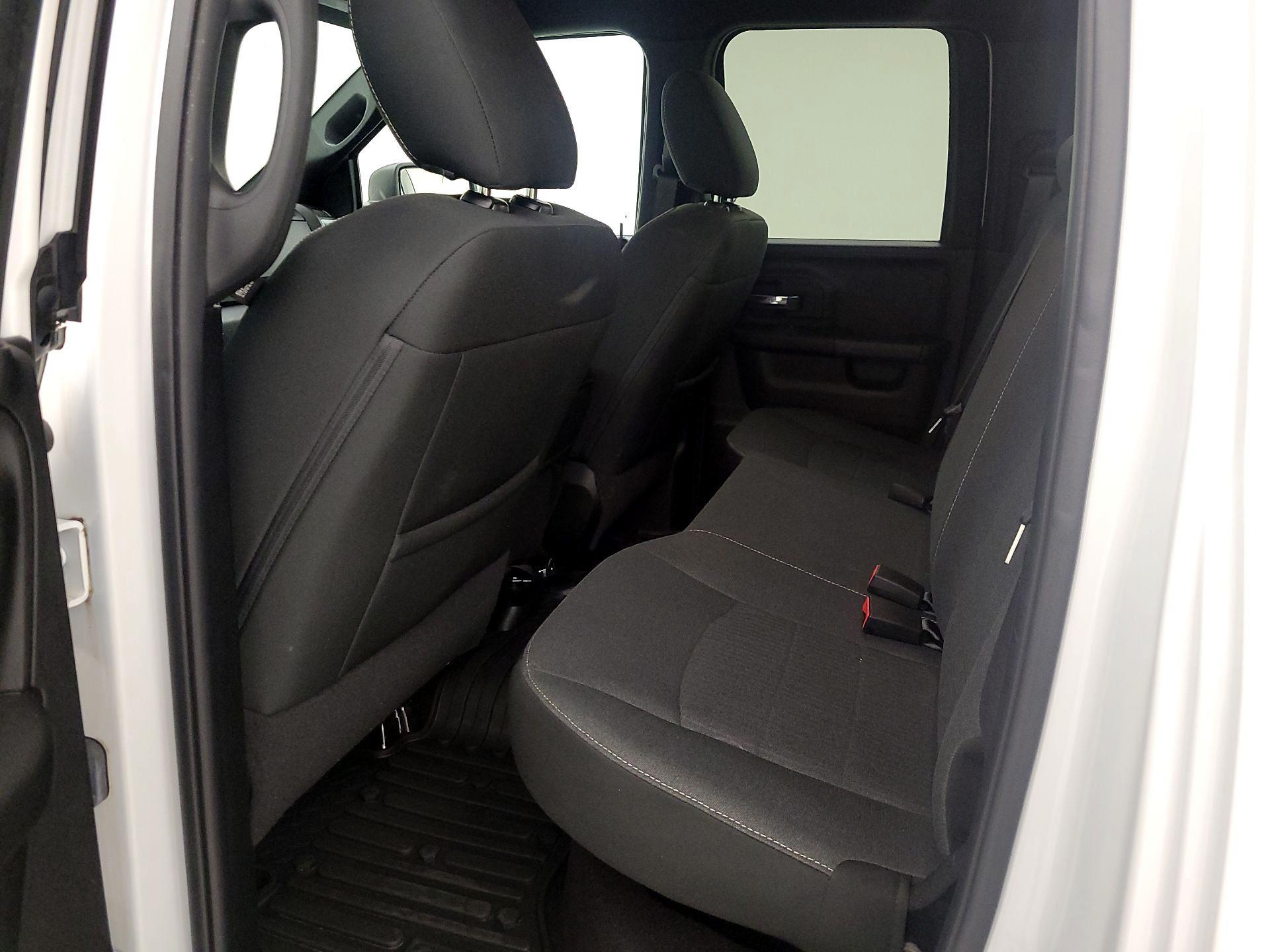 Thumbnail: 2021 RAM 1500 Classic - 19