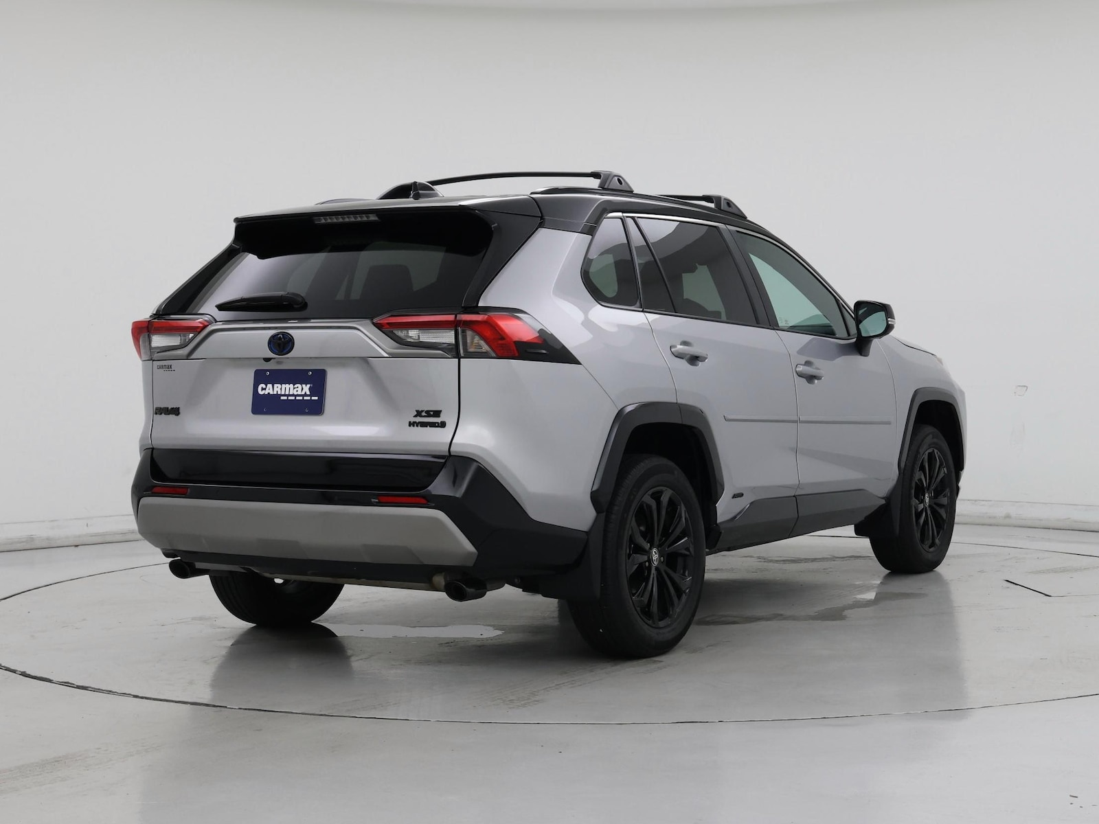 2024 Toyota RAV4 XSE - Photo 9