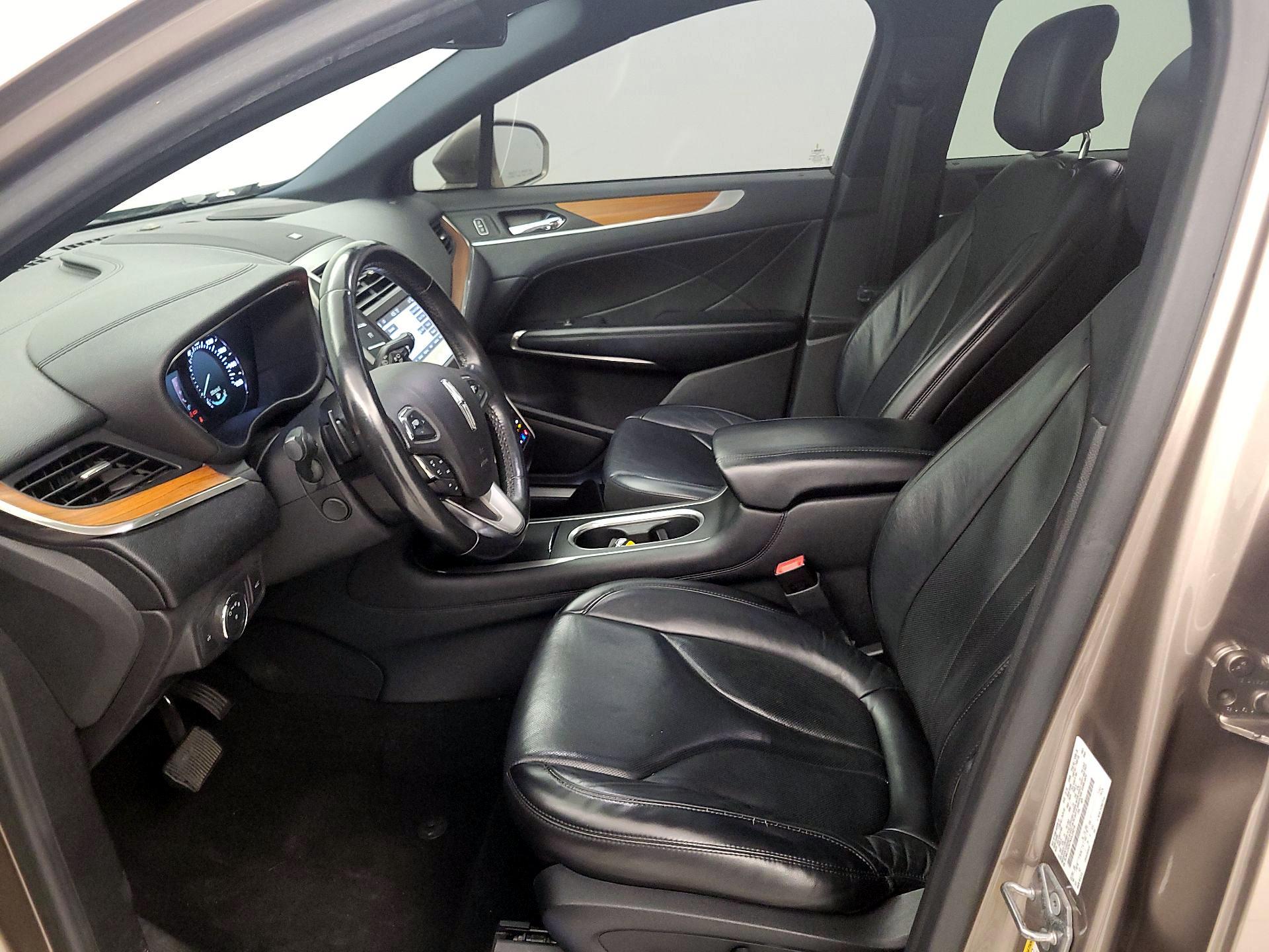 Thumbnail: 2019 Lincoln MKC - 9