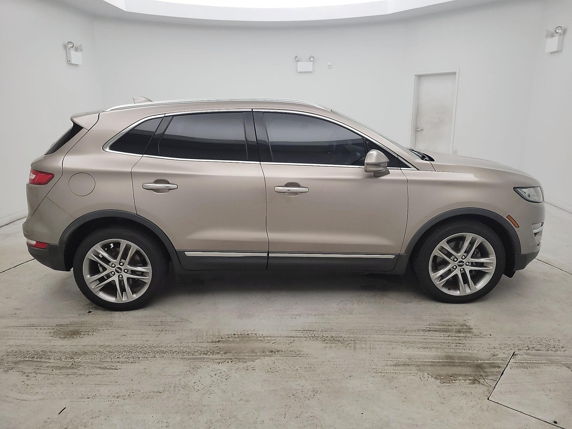 Thumbnail: 2019 Lincoln MKC - 4