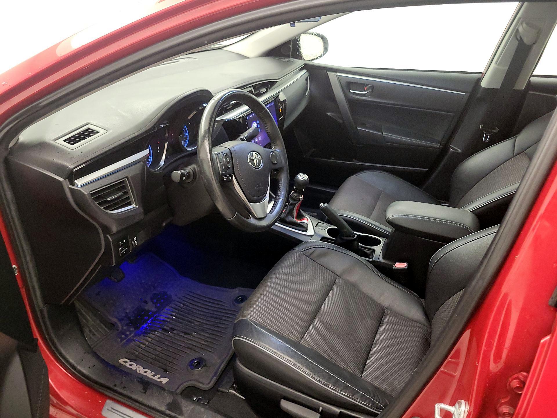 Thumbnail: 2015 Toyota Corolla - 9