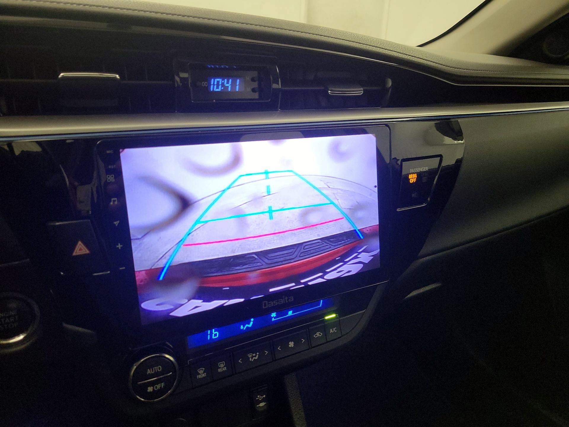 Thumbnail: 2015 Toyota Corolla - 12
