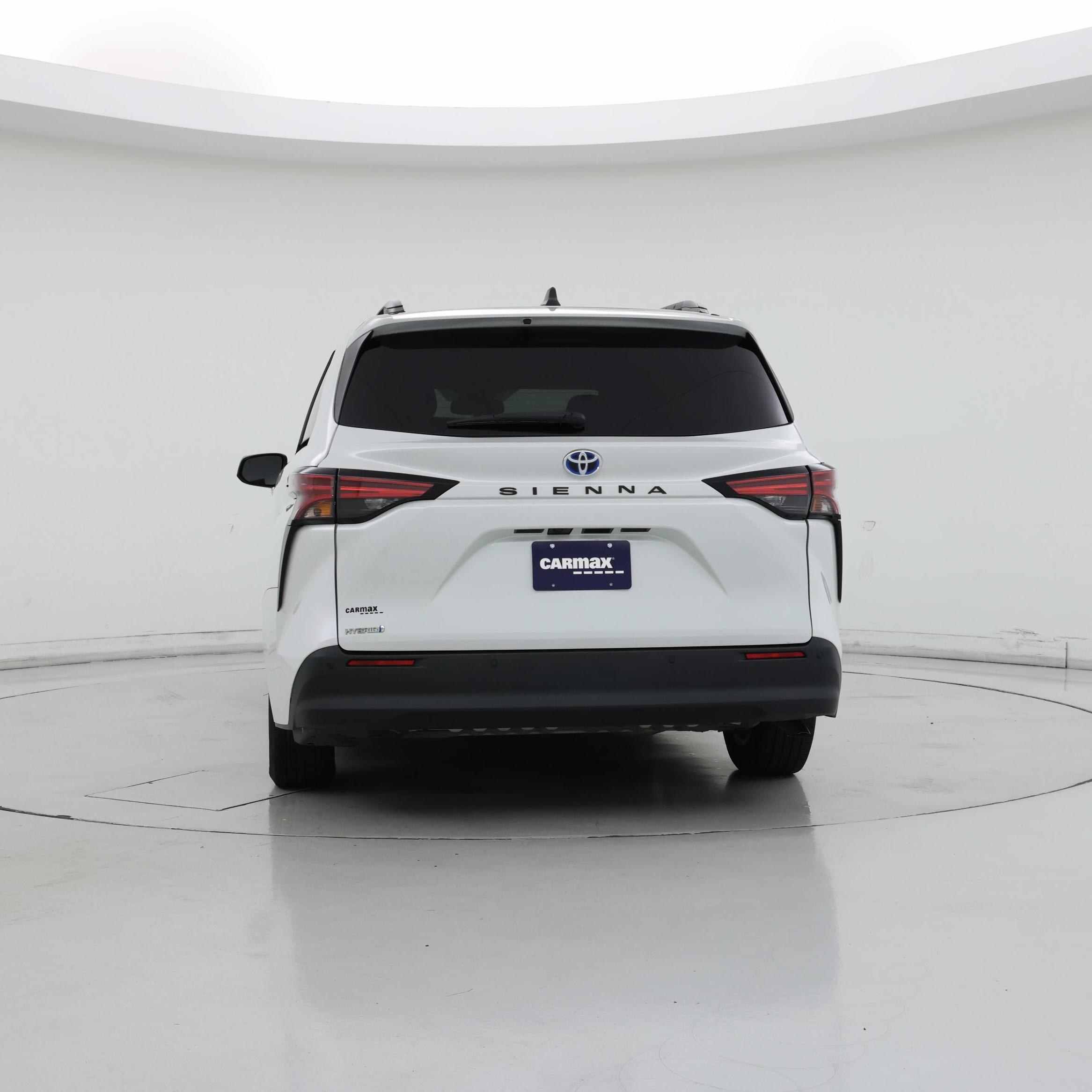 Thumbnail: 2022 Toyota Sienna - 6