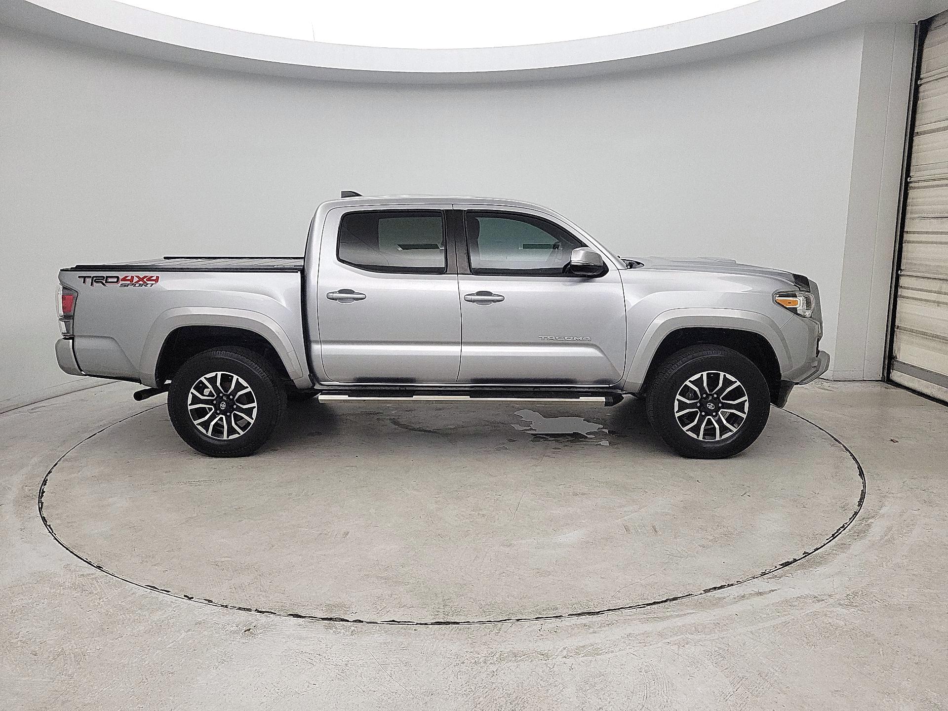 Thumbnail: 2020 Toyota Tacoma - 4