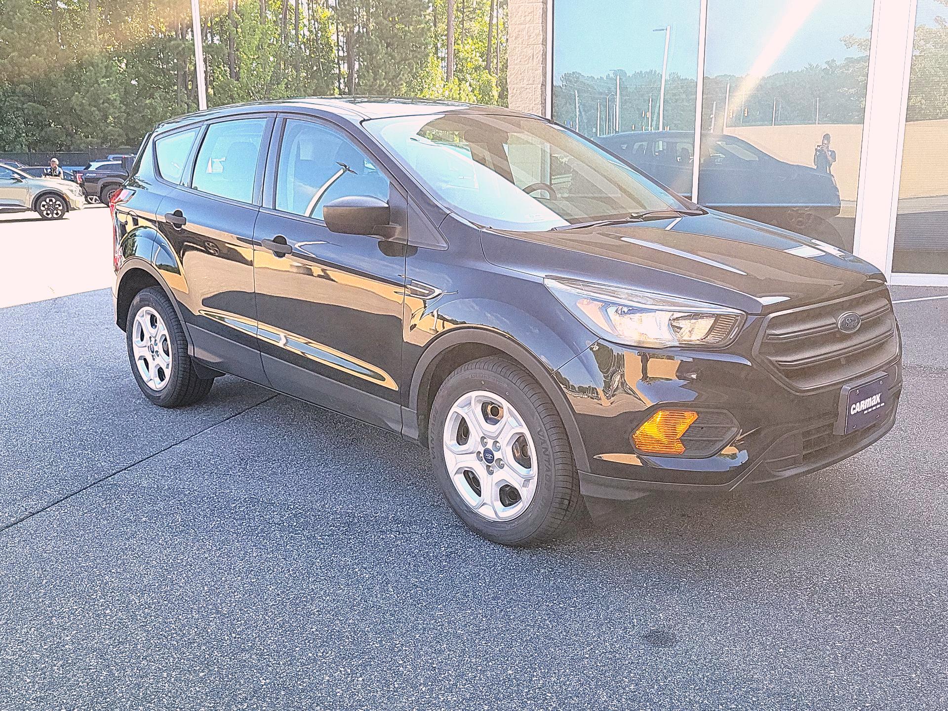 Thumbnail: 2019 Ford Escape - 1