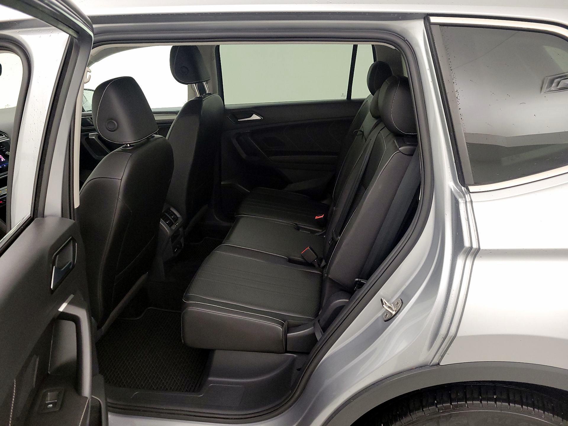 Thumbnail: 2023 Volkswagen Tiguan - 19