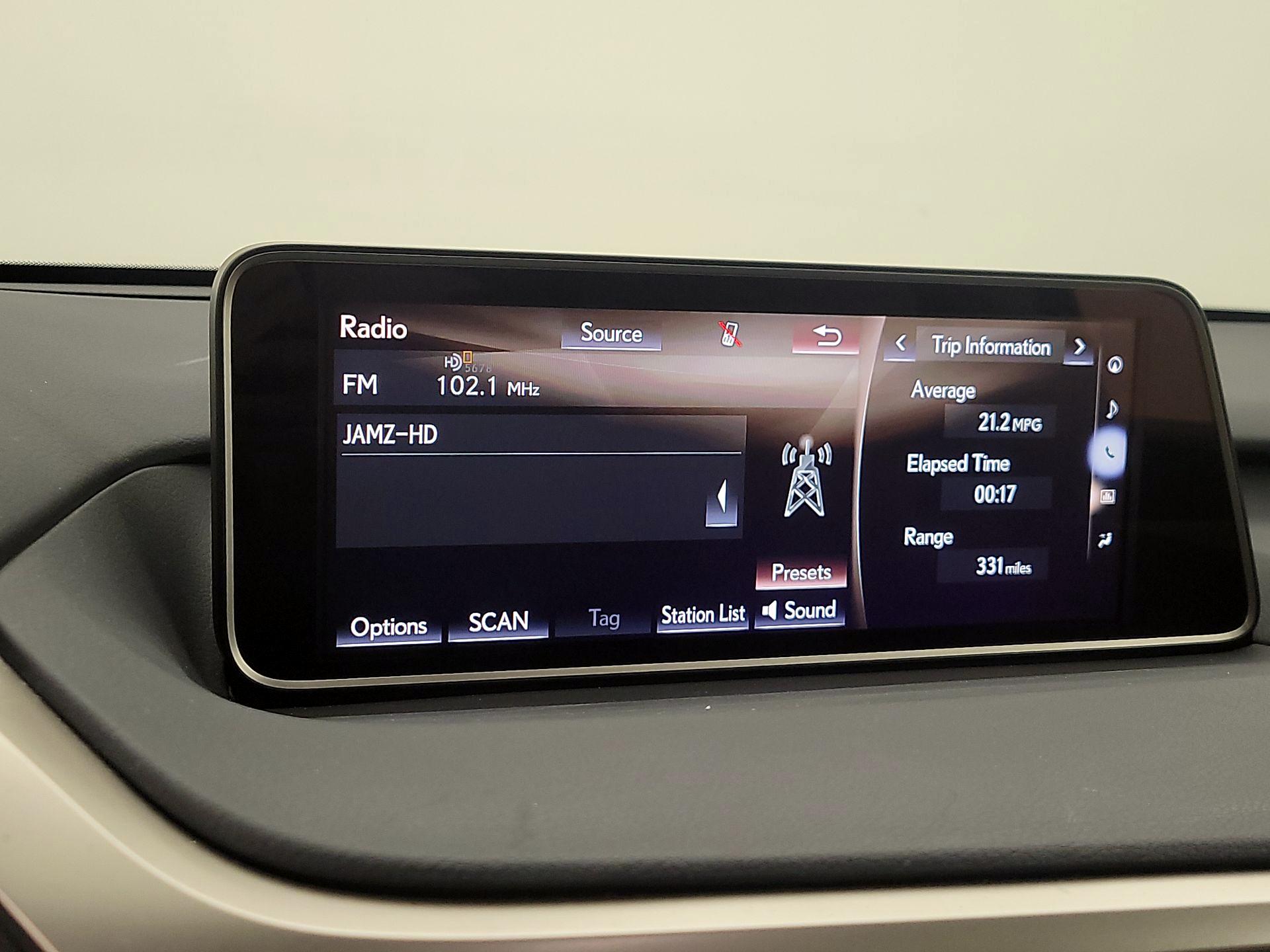 Thumbnail: 2019 Lexus RX - 16