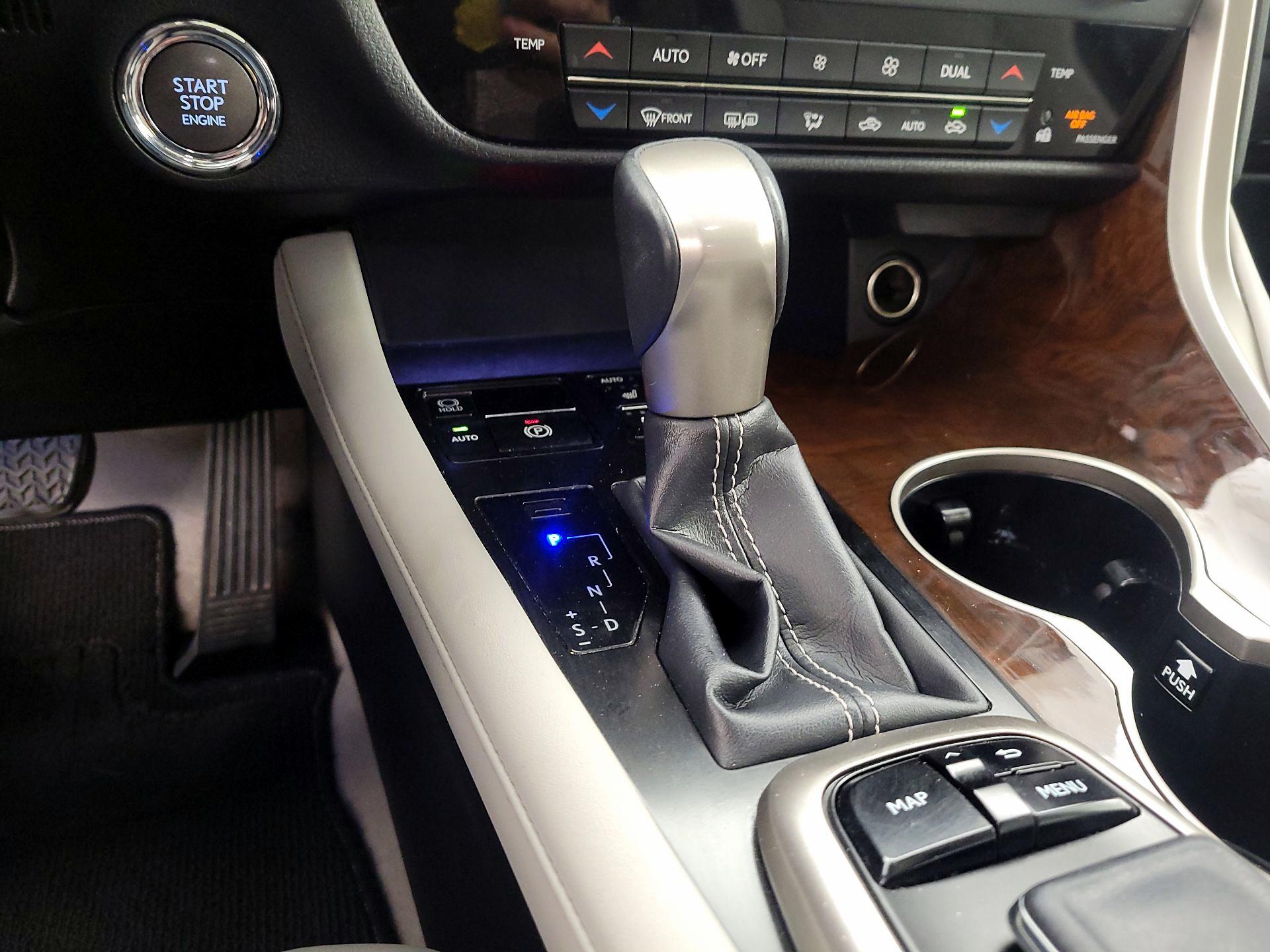 Thumbnail: 2019 Lexus RX - 18