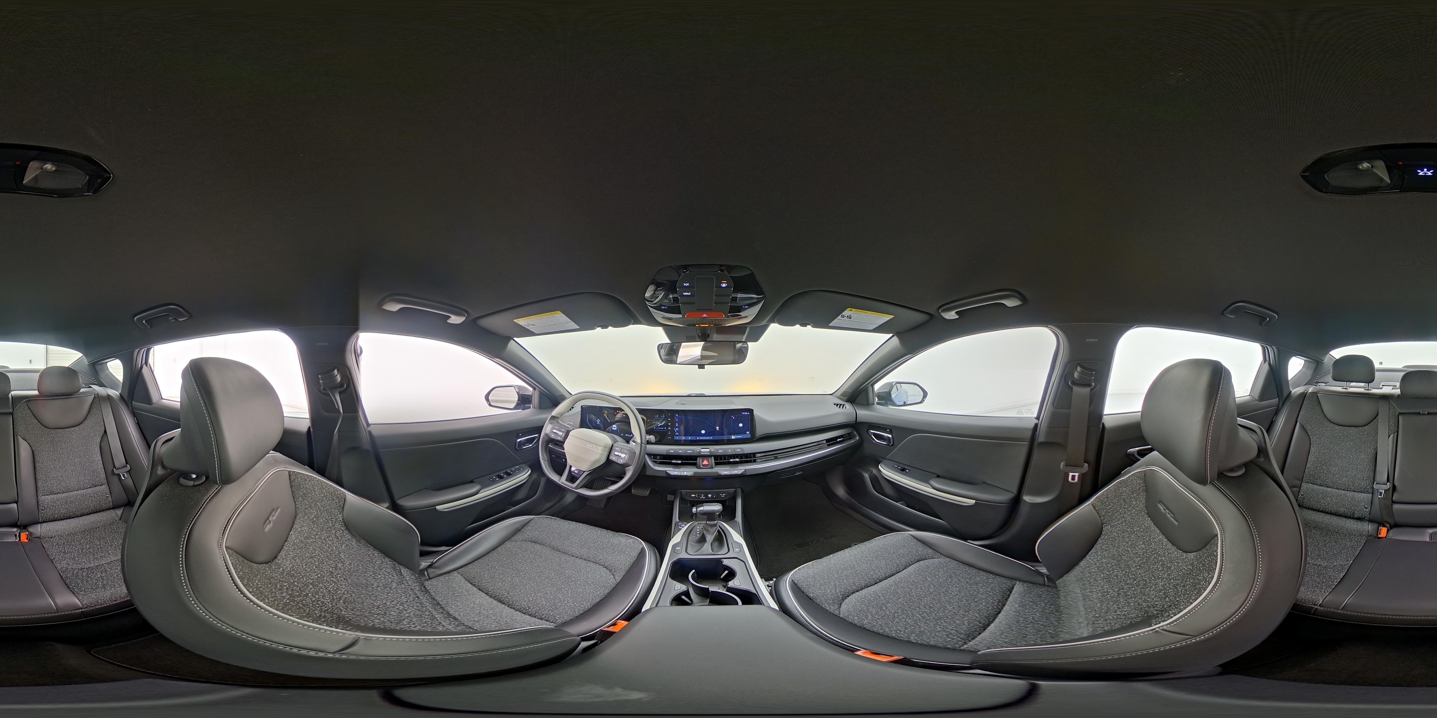2025 Kia K4 GT-Line - Photo 25