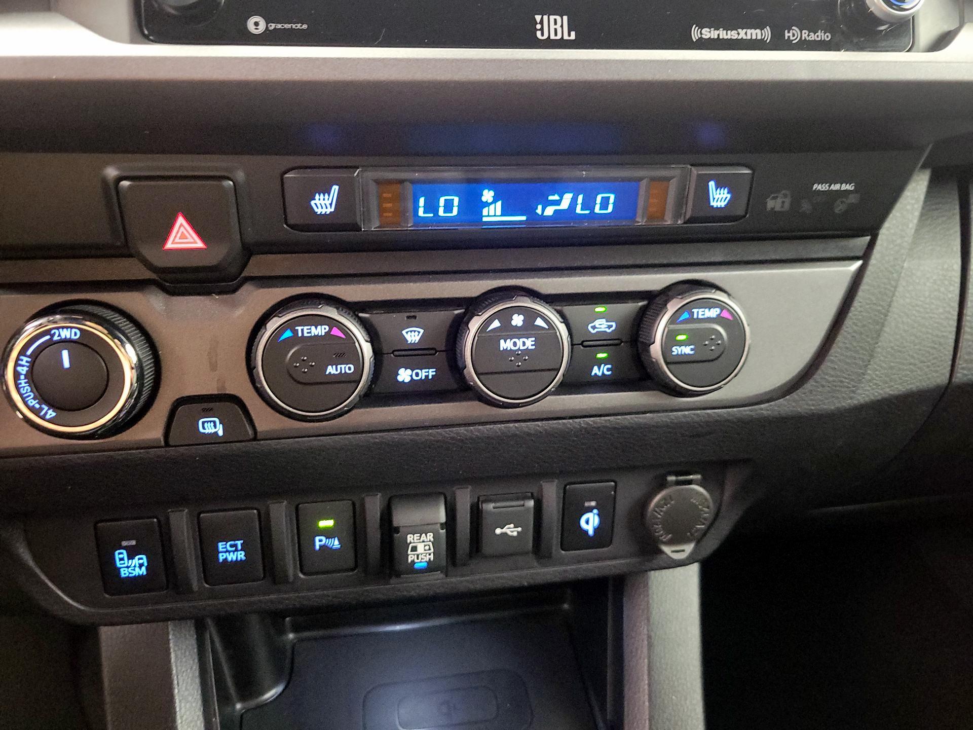 Thumbnail: 2020 Toyota Tacoma - 17