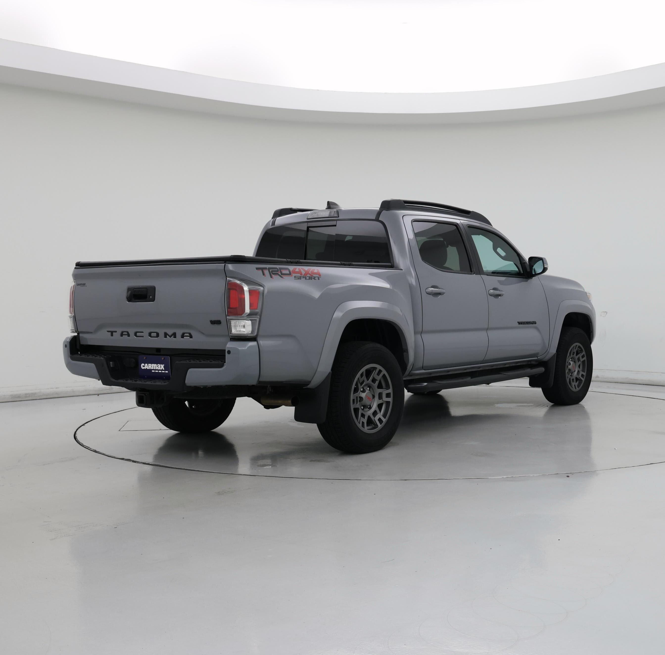 Thumbnail: 2020 Toyota Tacoma - 8