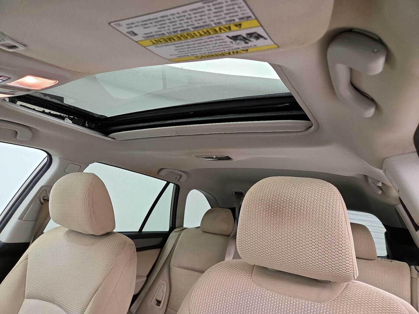 Sunroof(s) & Overhead Airbags