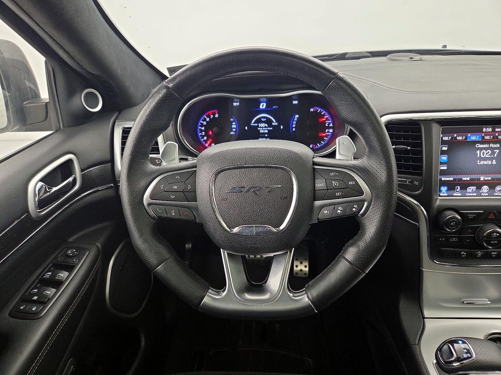 2015 Jeep Grand Cherokee SRT - Photo 11