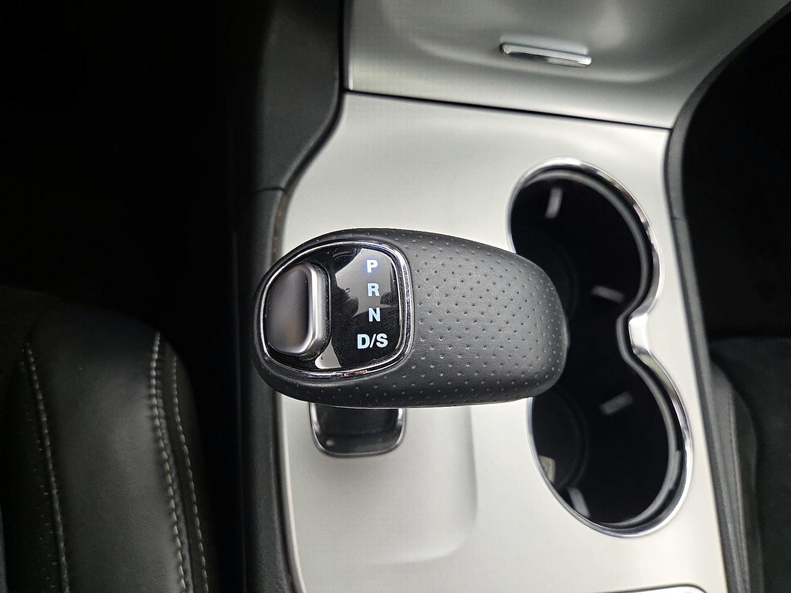 2015 Jeep Grand Cherokee SRT - Photo 19