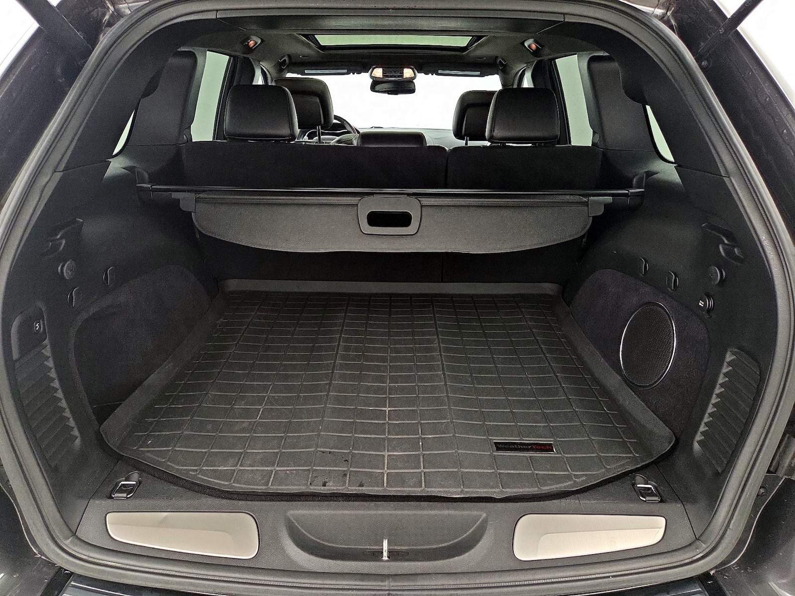2015 Jeep Grand Cherokee SRT - Photo 23