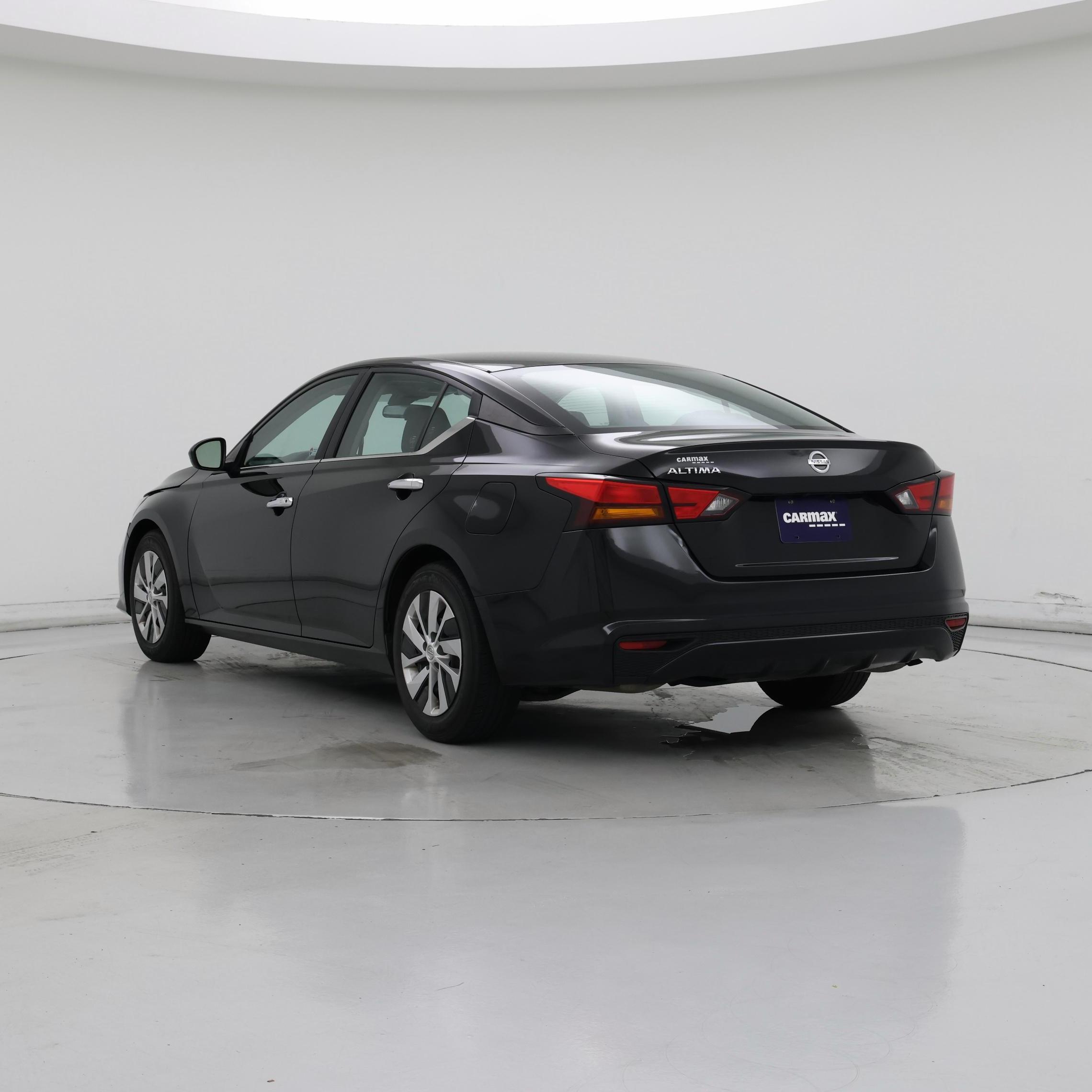 Thumbnail: 2022 Nissan Altima - 2