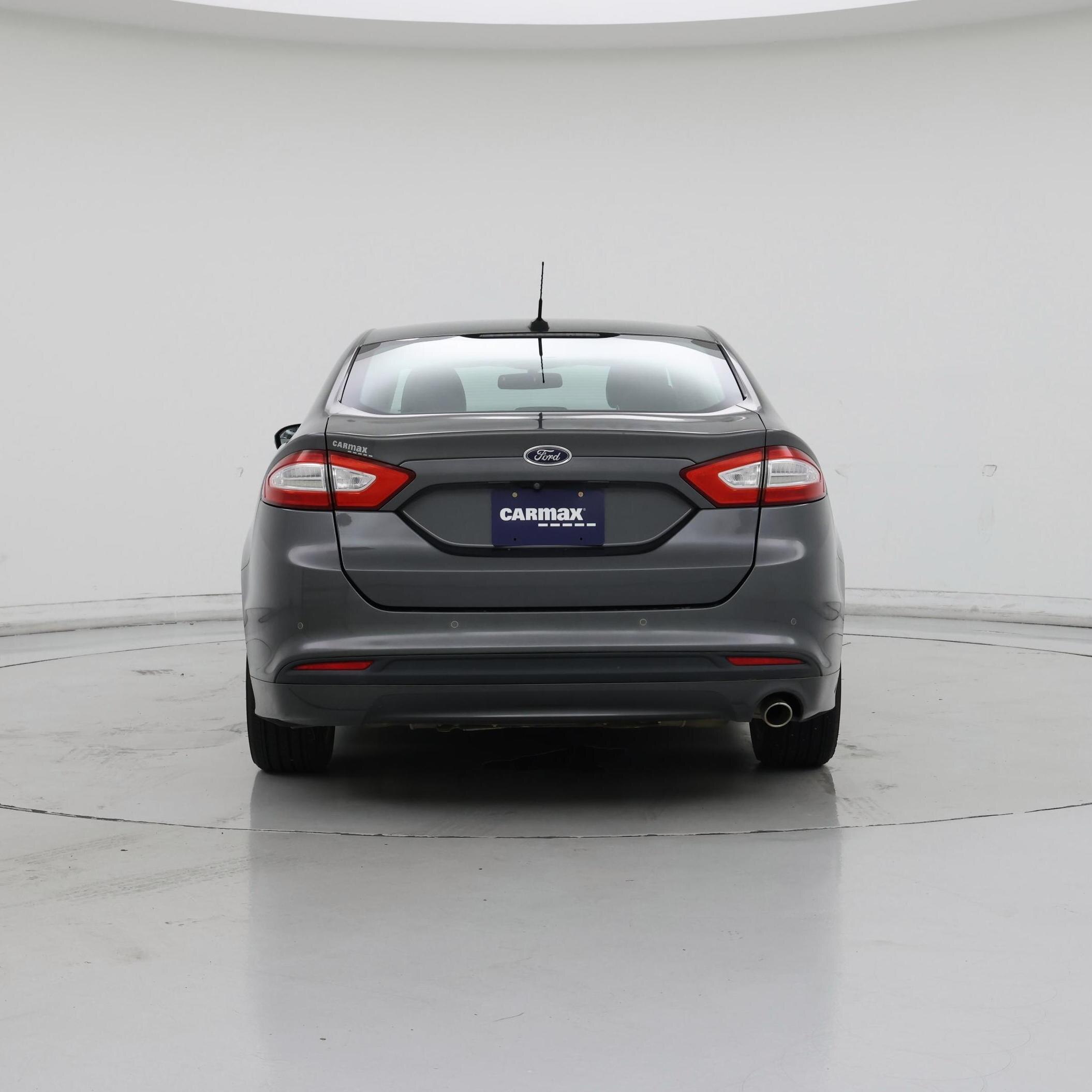 Thumbnail: 2016 Ford Fusion - 6