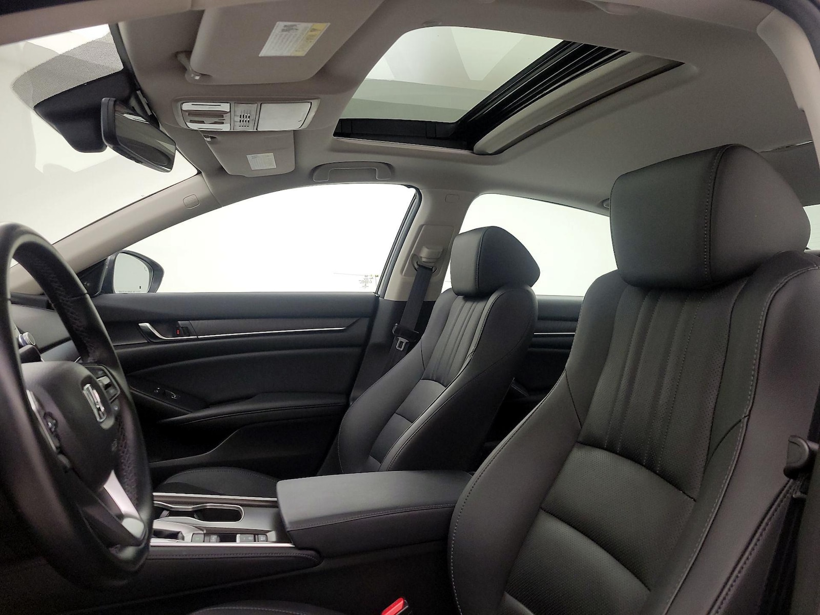 Sunroof(s) & Overhead Airbags