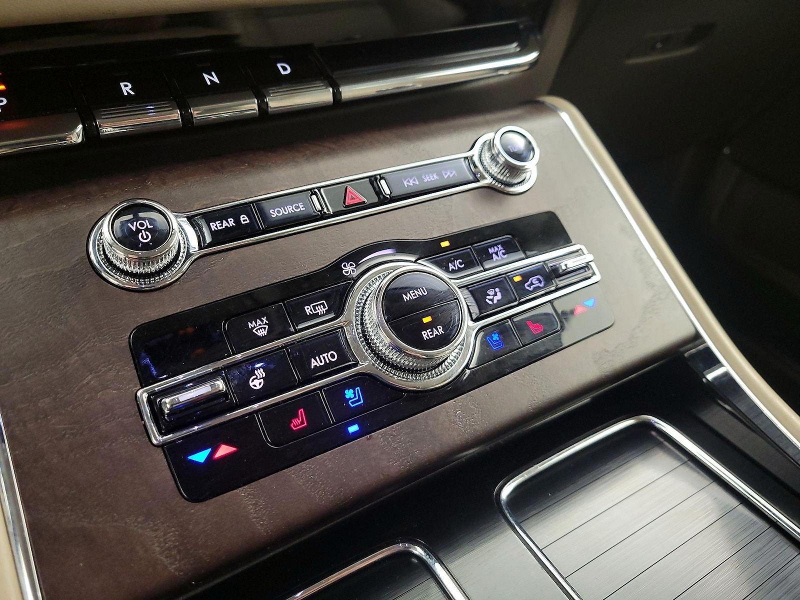 2021 Lincoln Aviator Reserve - Photo 17