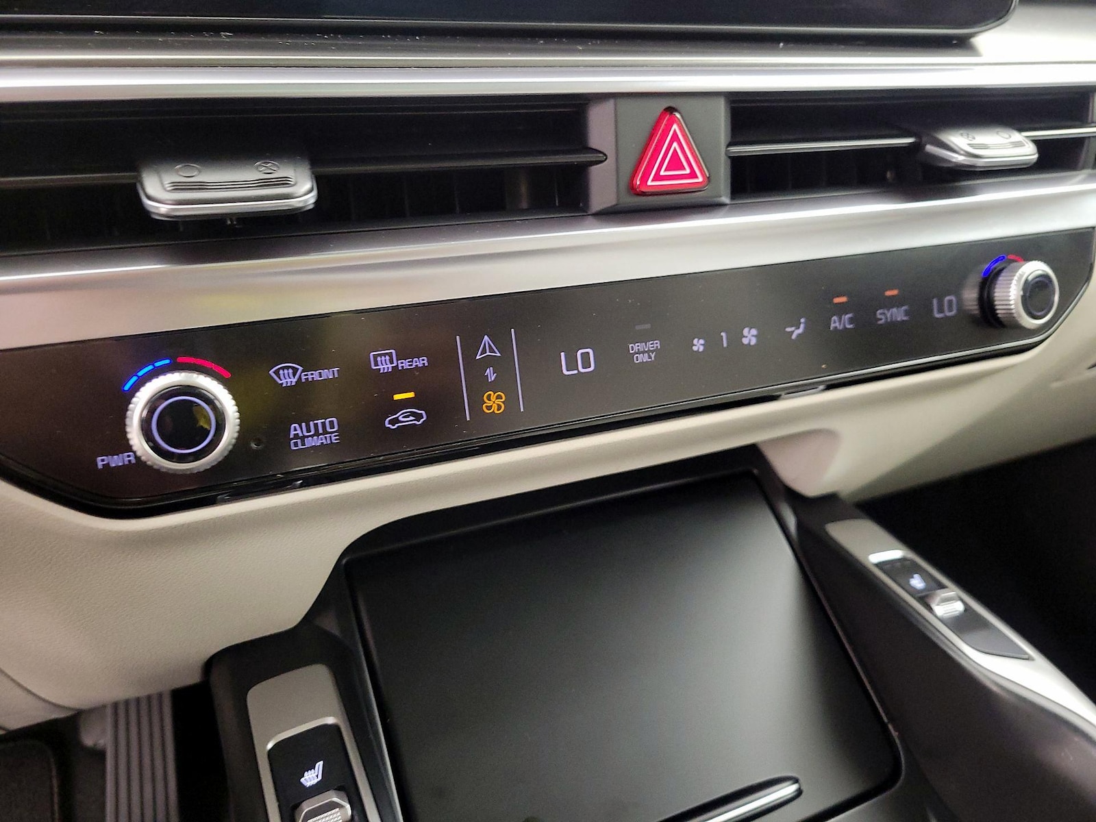 2025 Kia Sorento EX Hybrid - Photo 18