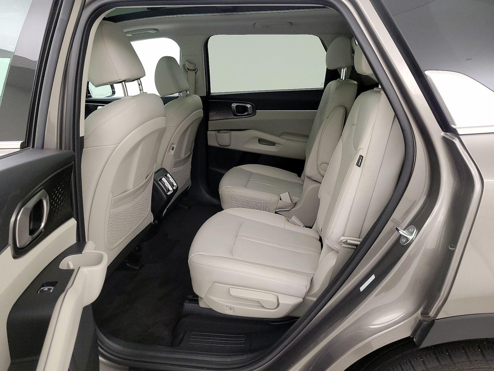 2025 Kia Sorento EX Hybrid - Photo 22