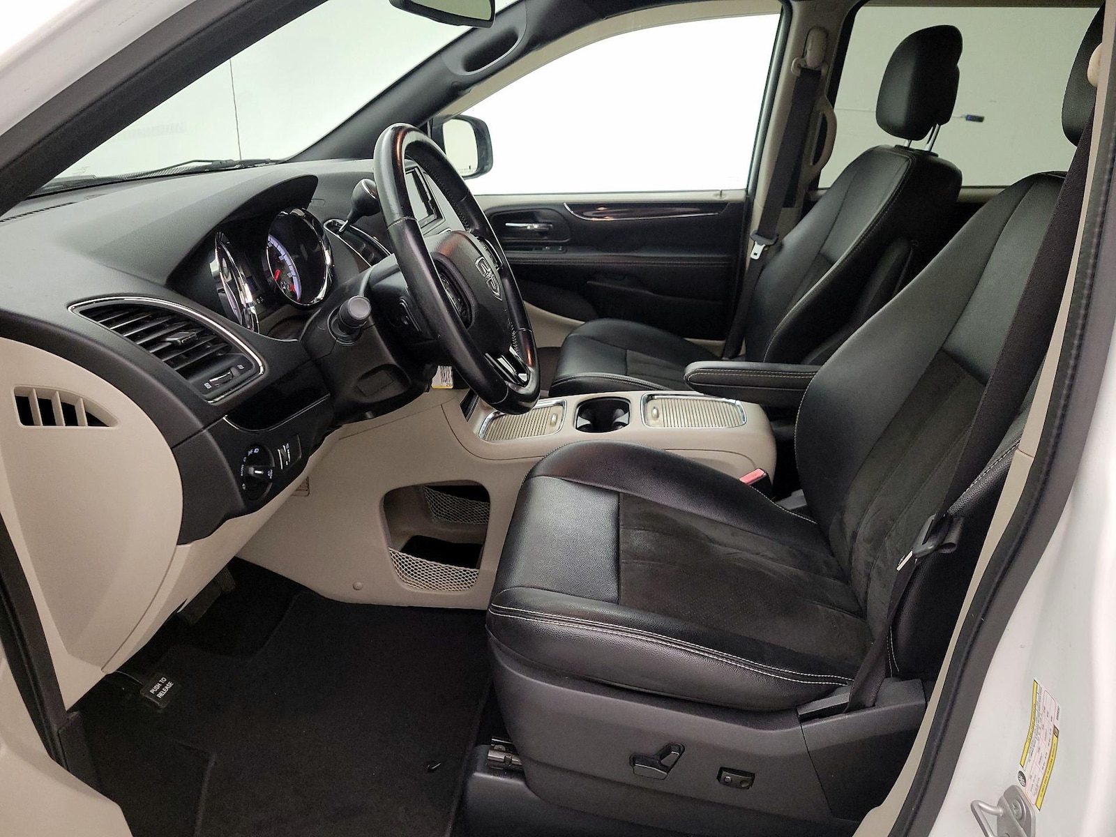 Power Seat(s) & Side Airbags