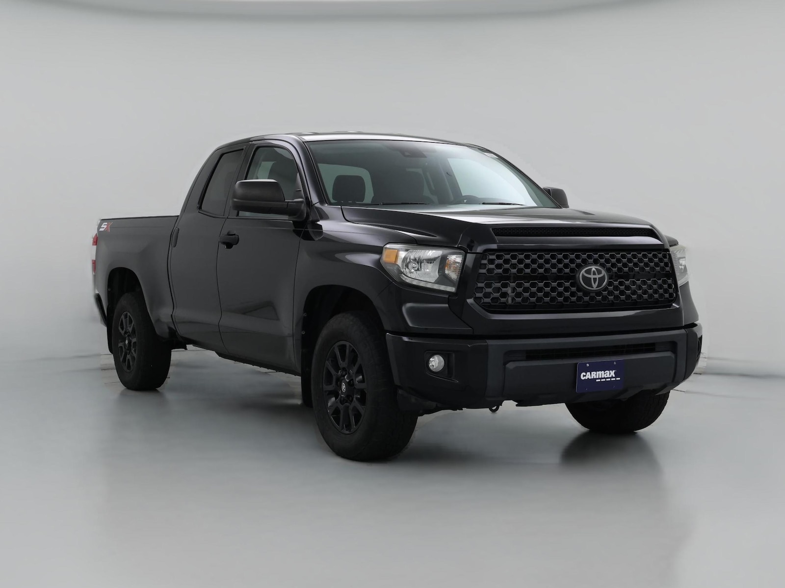 Bed Liner & Tow Hitch