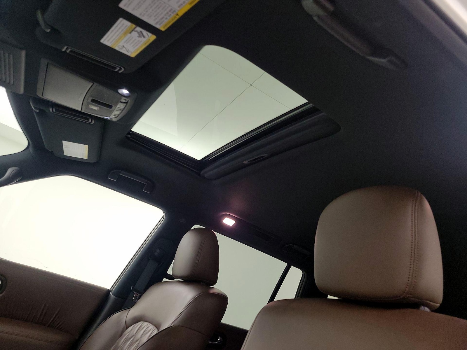 Sunroof(s) & Overhead Airbags